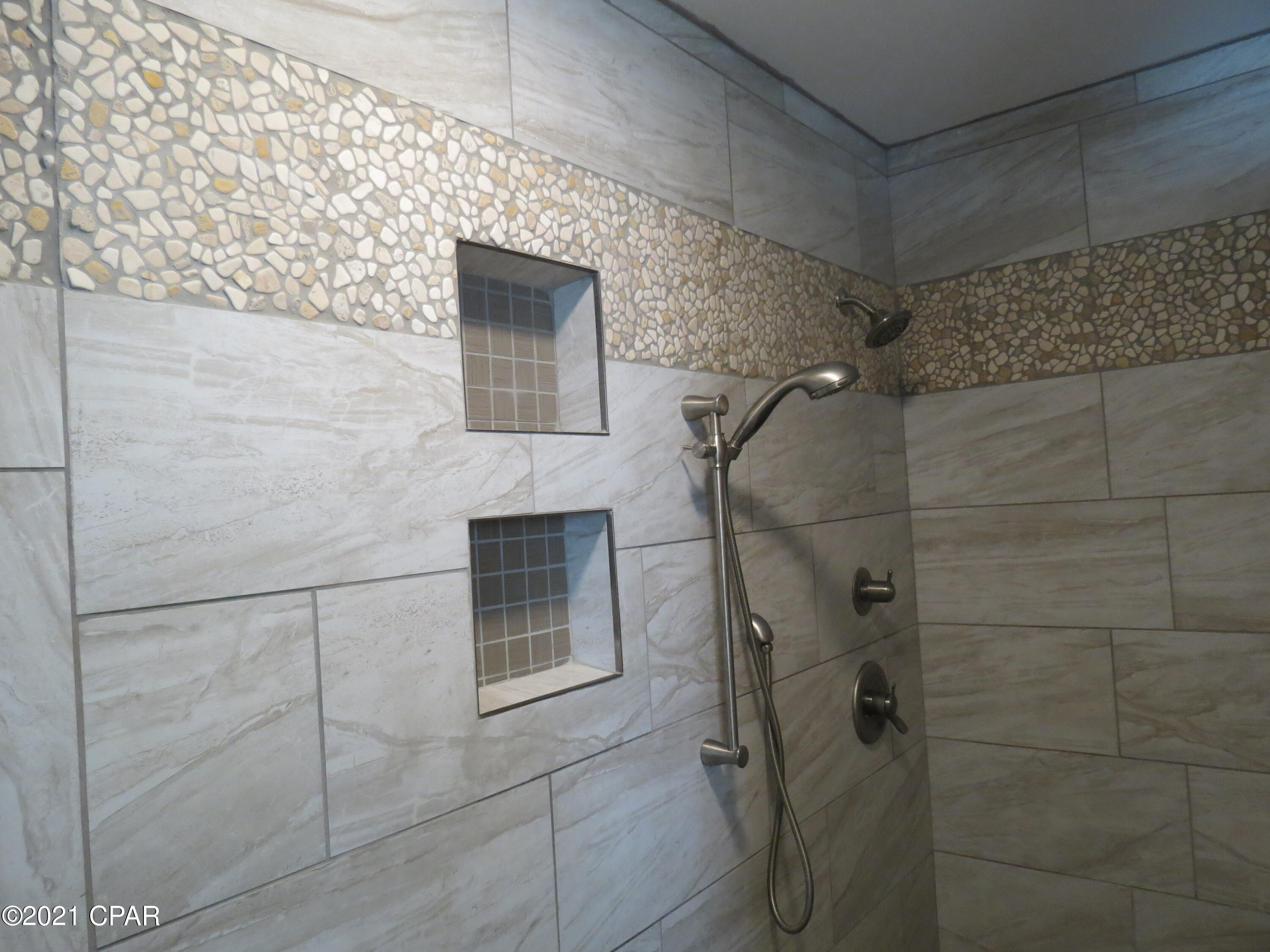 Caroline Add Unit 2 - Residential