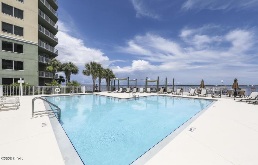 Hibiscus By The Bay - Residential