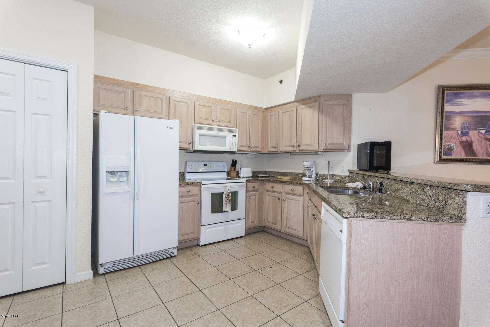 Hibiscus By The Bay - Residential