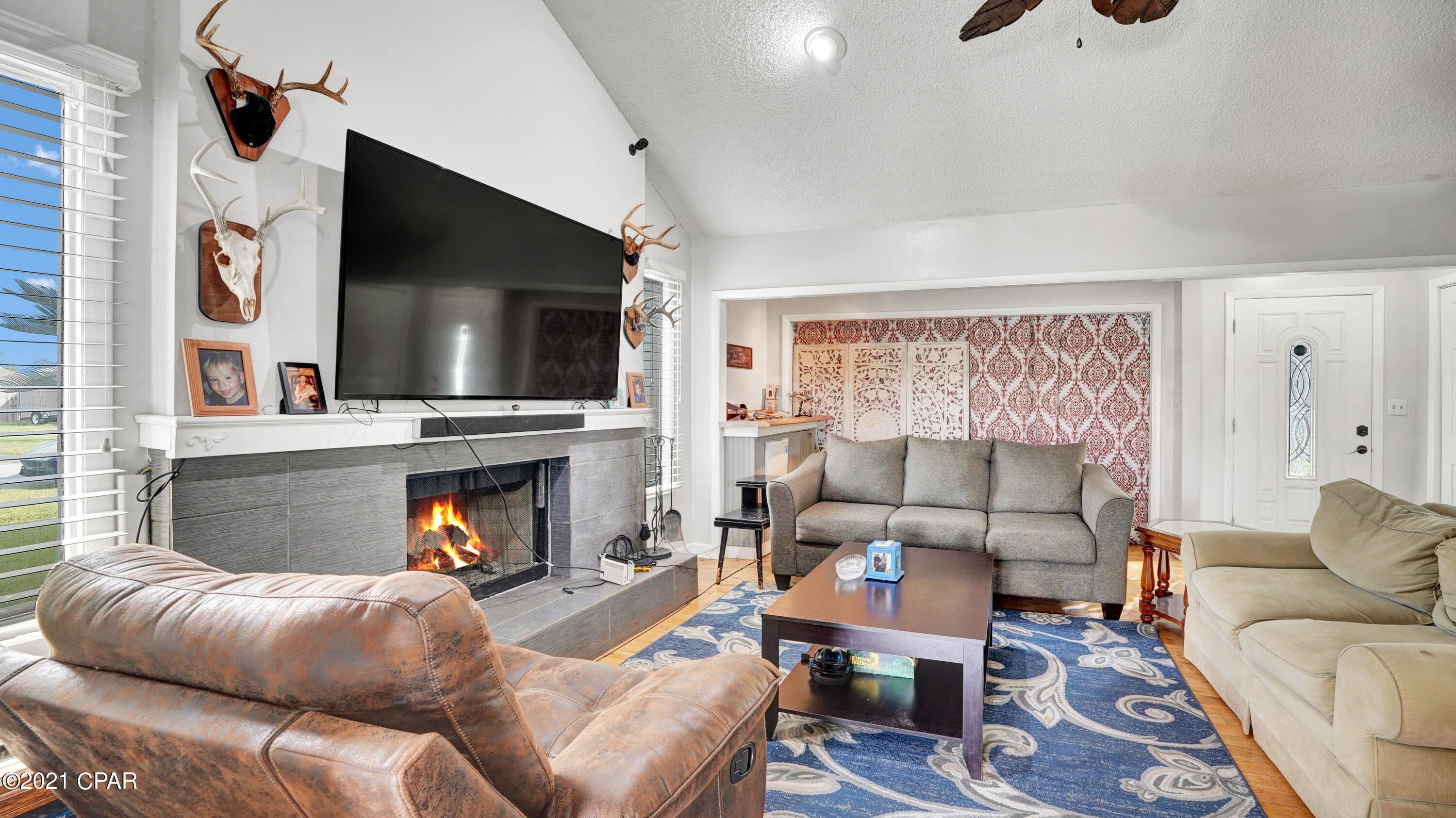Pine Forest Est Ph 1 - Residential