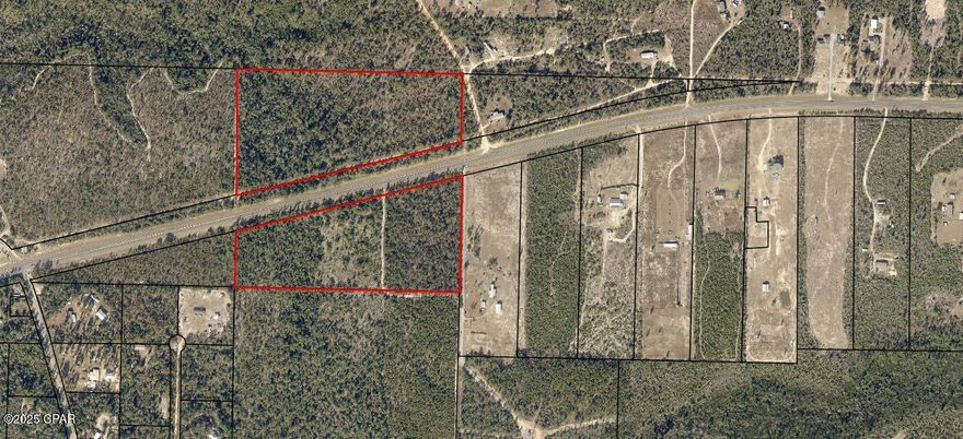 Incredible opportunity to own 34 acres with frontage on both sides of Highway 20 E in Youngstown, Florida. This expansive property offers endless potential, whether you're looking for development, recreation, or a private estate. With direct access on both sides of the highway, the land provides flexibility and visibility in a growing area. Don't miss your chance to invest in a prime location with acreage that's becoming harder to find!!