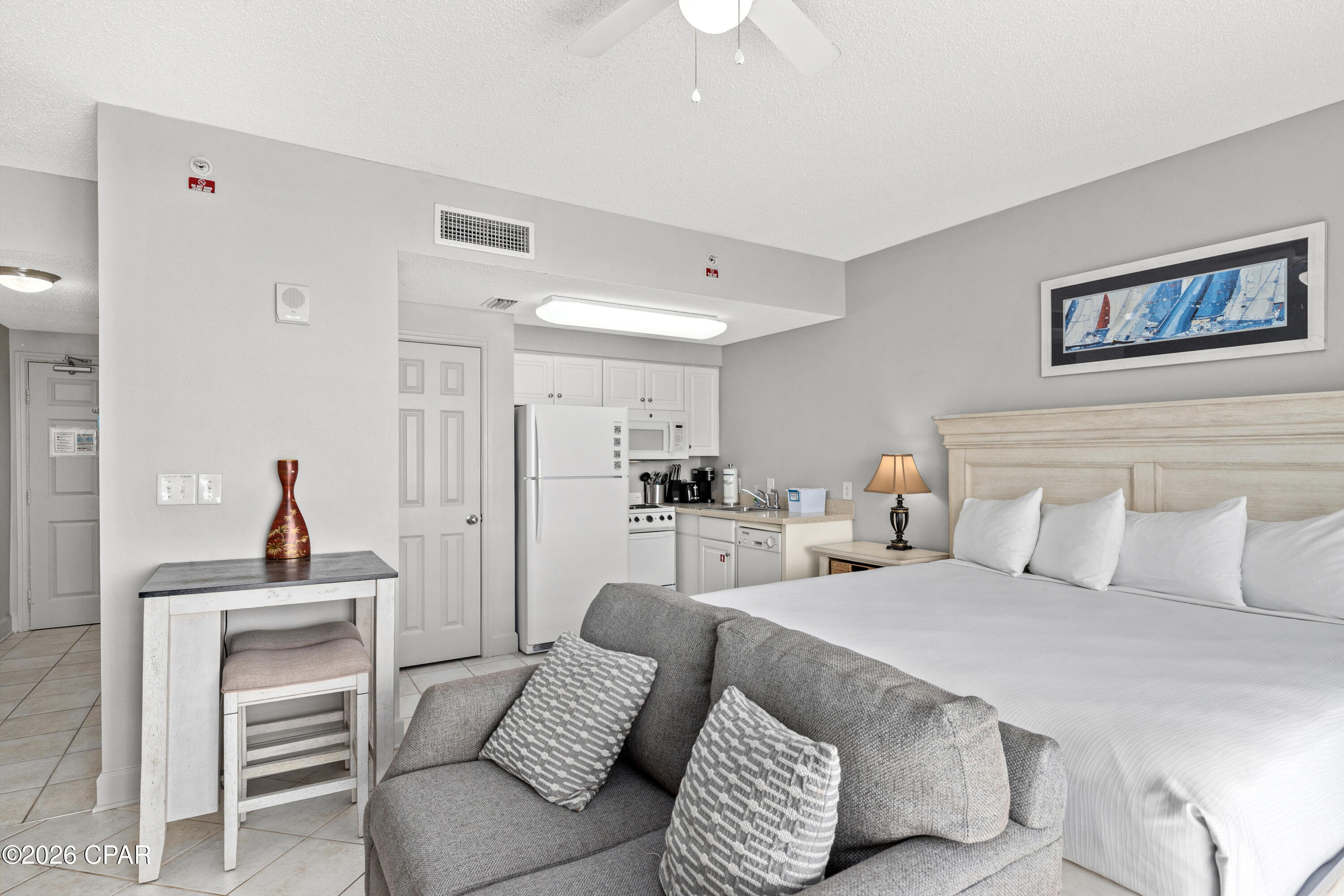 Majestic Beach Tower I - Residential