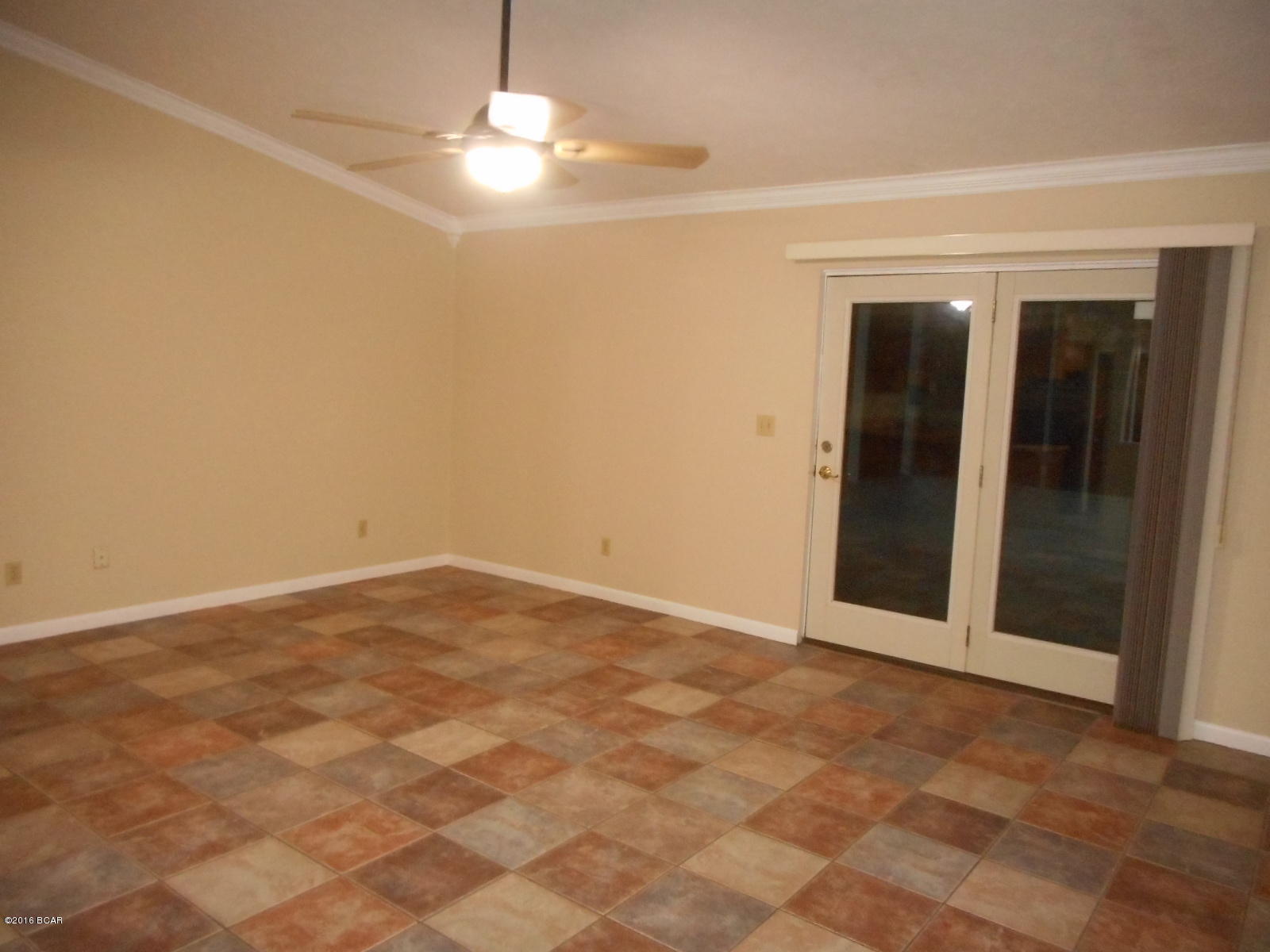 Towne & Country Lake Estates - Residential