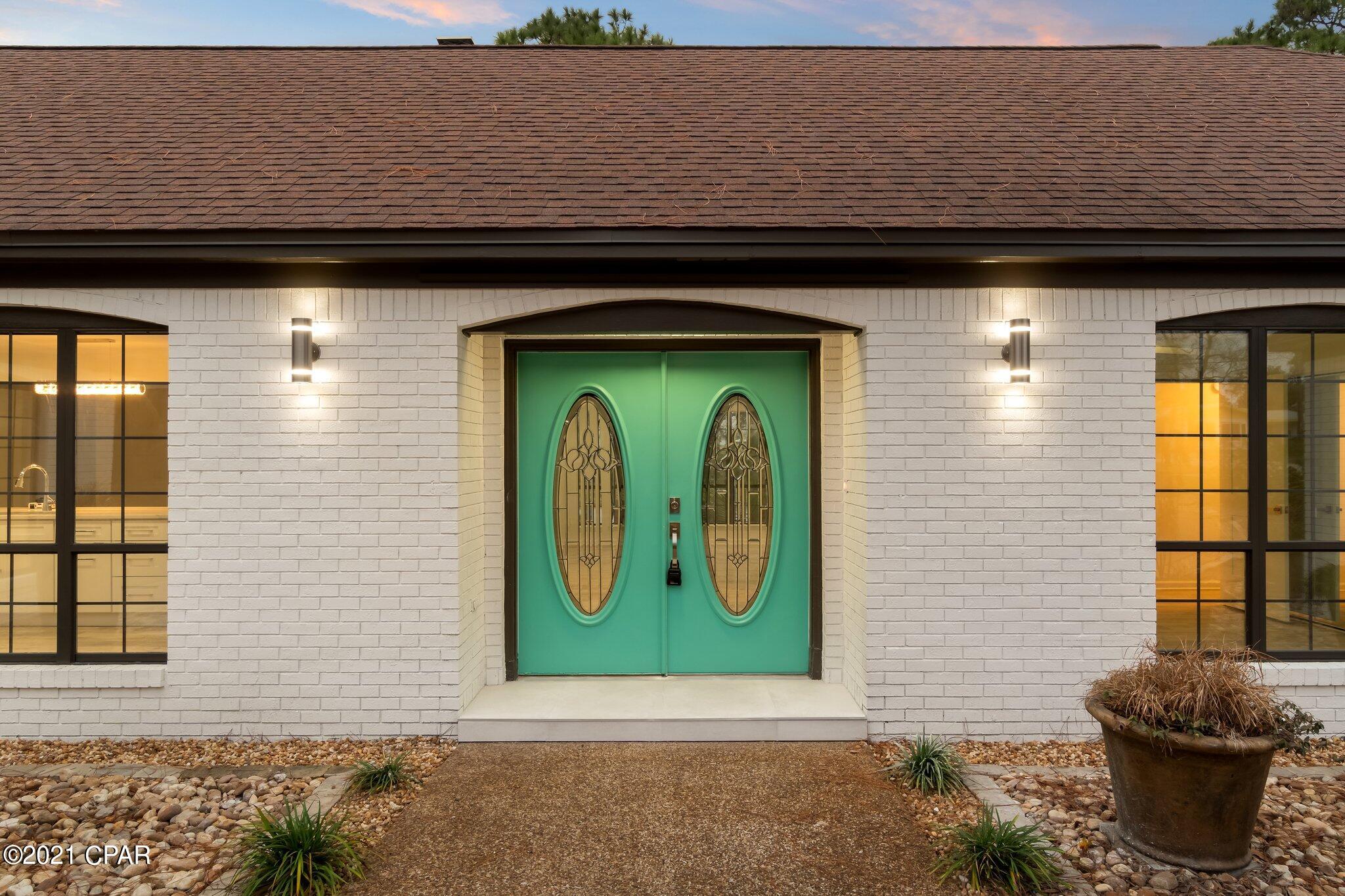 Crown Pt Sec Lakeside By Gulf - Residential