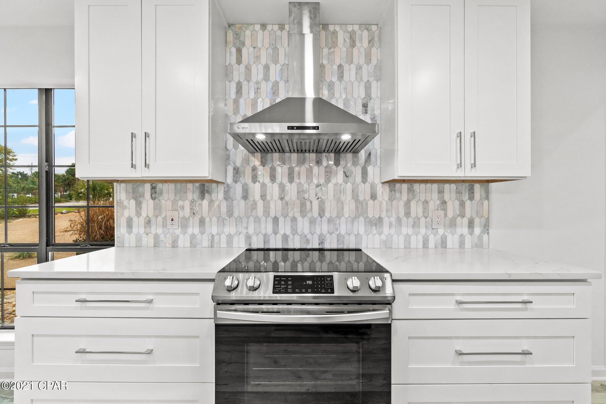 Crown Pt Sec Lakeside By Gulf - Residential