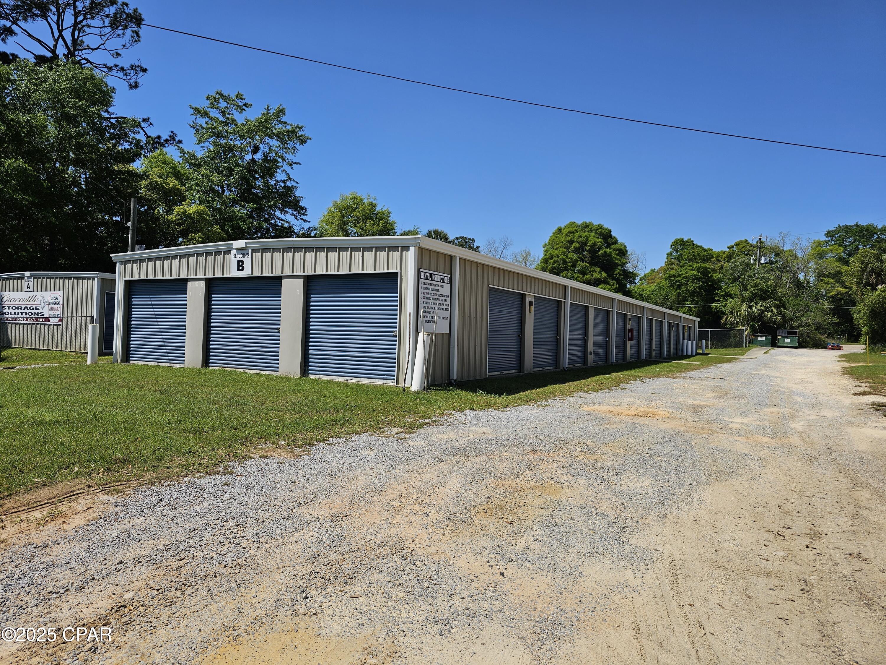 [No Recorded Subdiv] - Commercial Sale