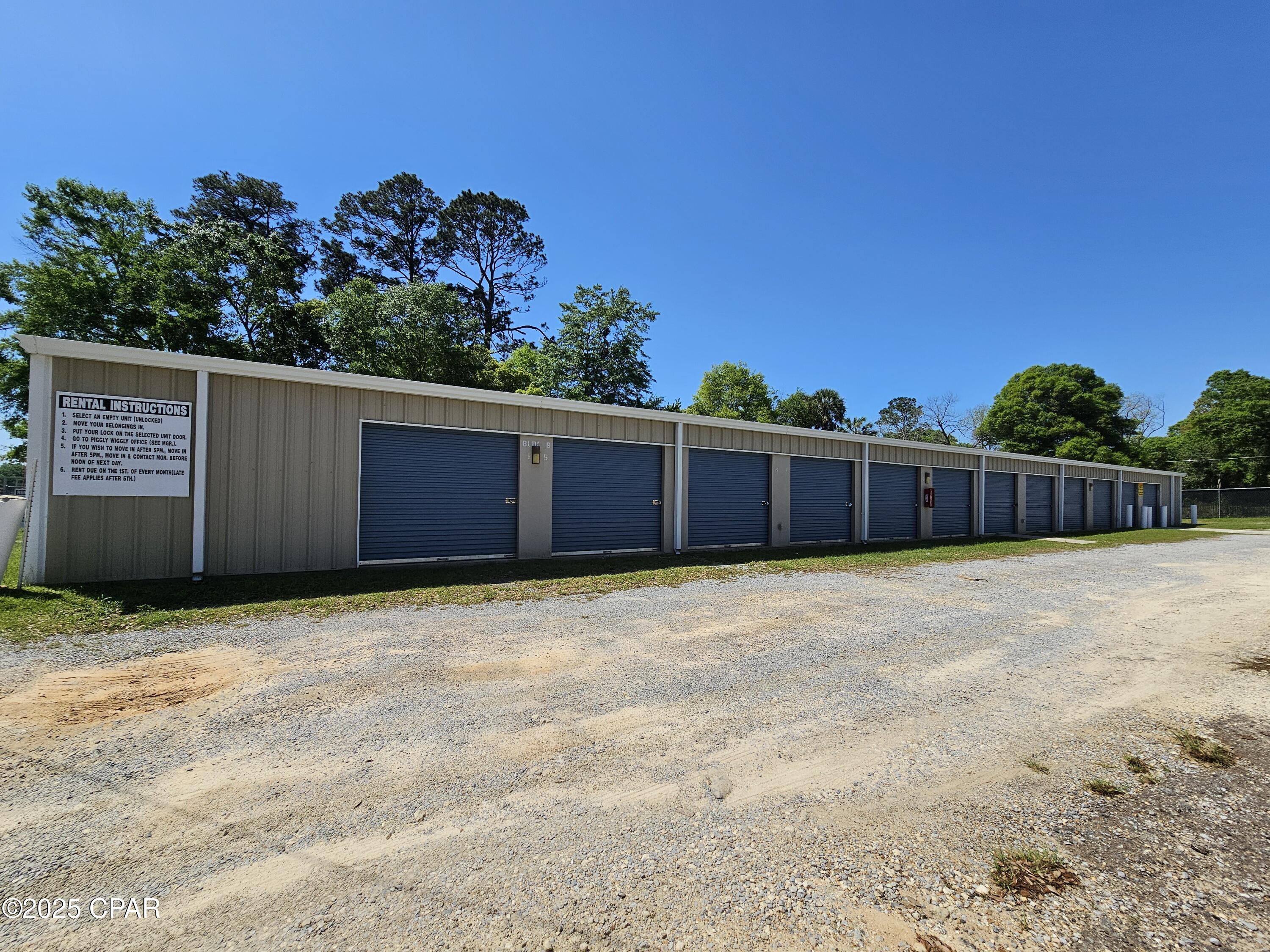 [No Recorded Subdiv] - Commercial Sale