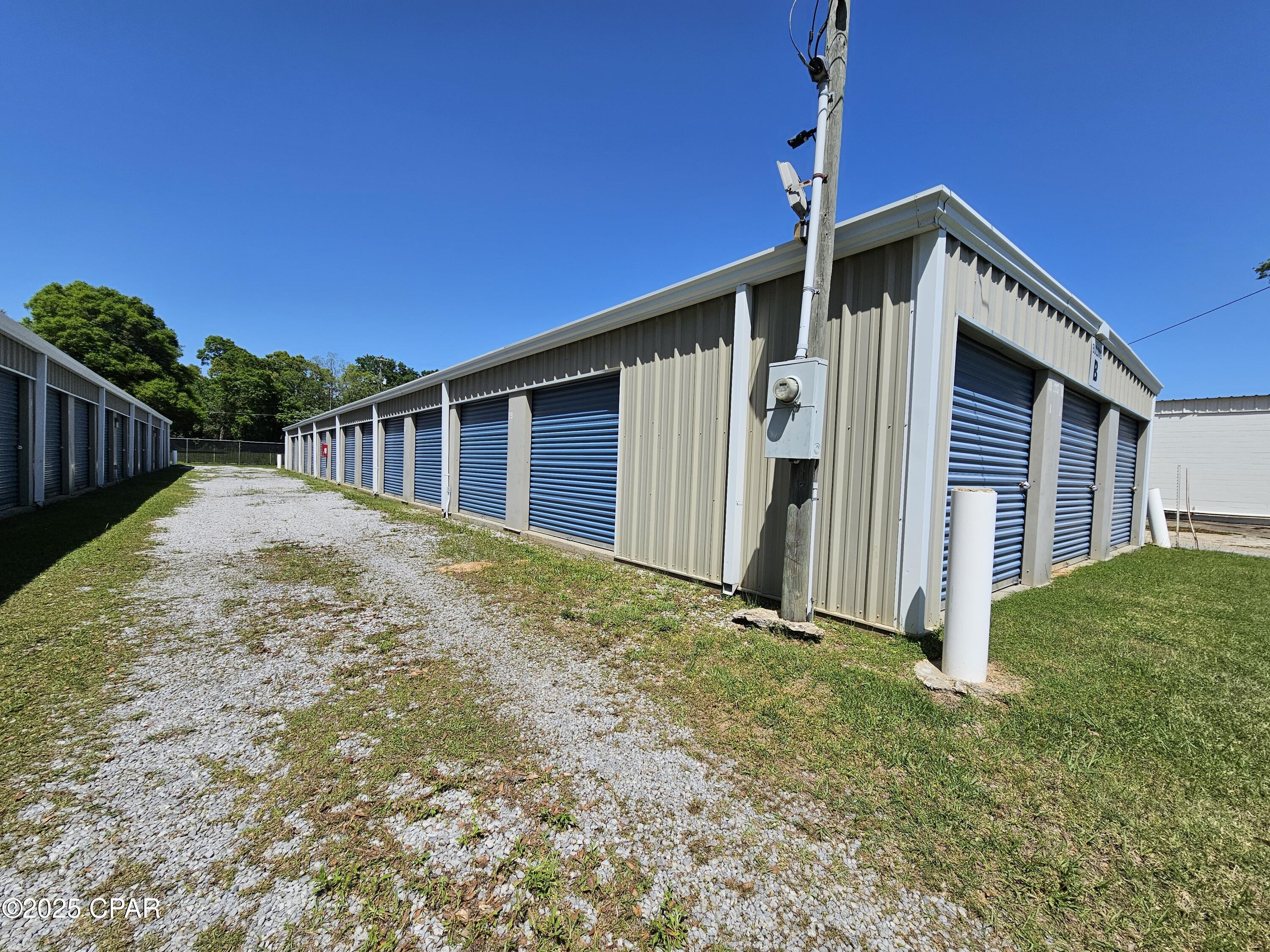 [No Recorded Subdiv] - Commercial Sale