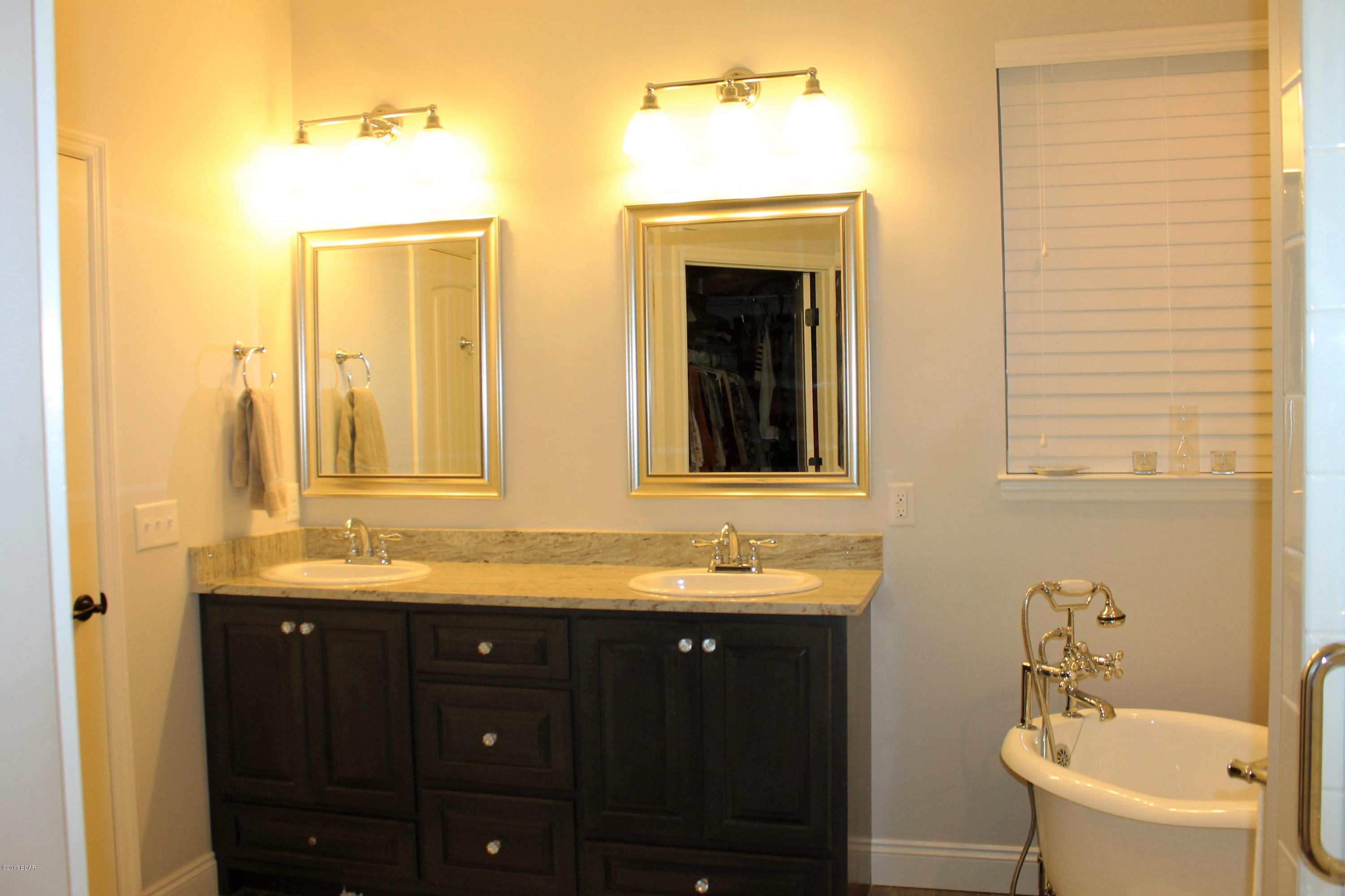 Cedar Creek Chase Ph 1 - Residential