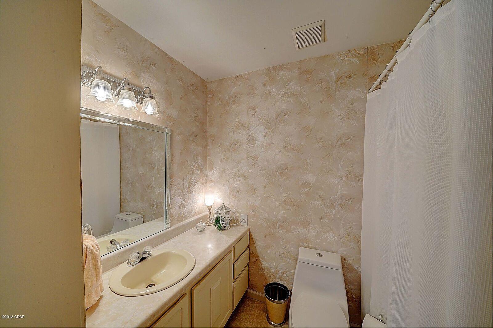 Palisades Condo Ph 1 - Residential