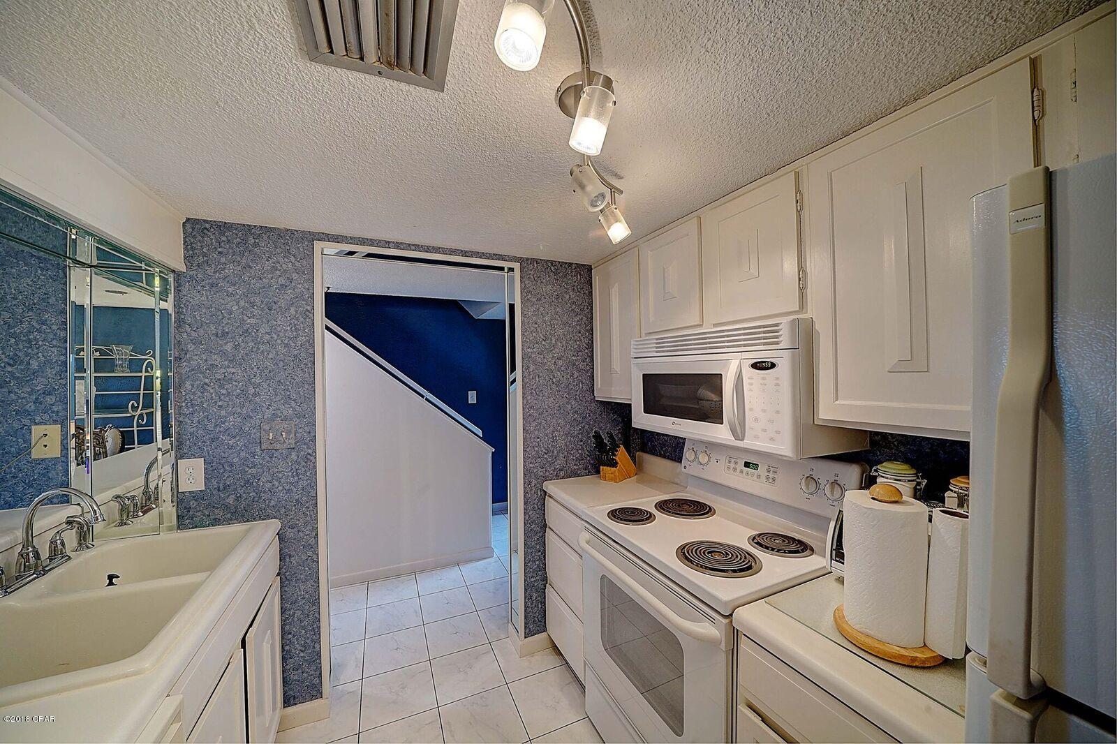 Palisades Condo Ph 1 - Residential