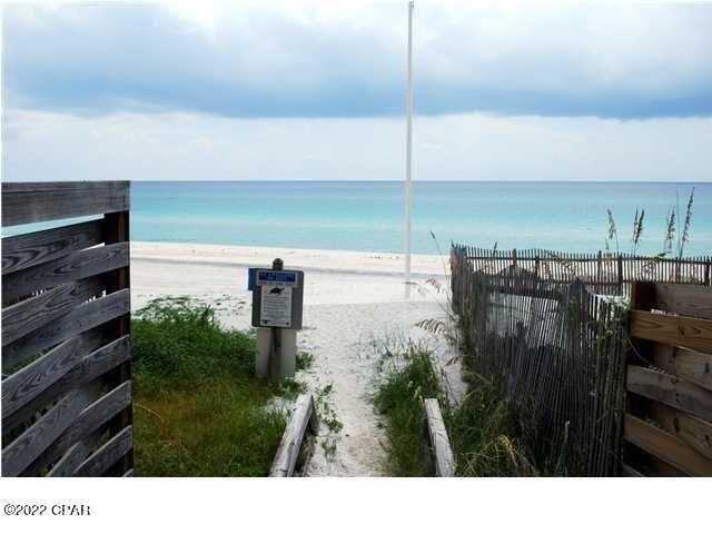 Riviera Beach - Land