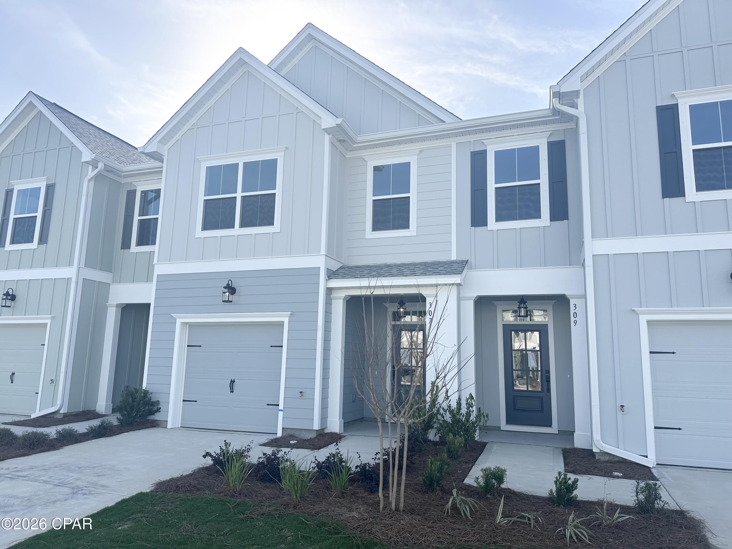 Colonial Landing - Residential