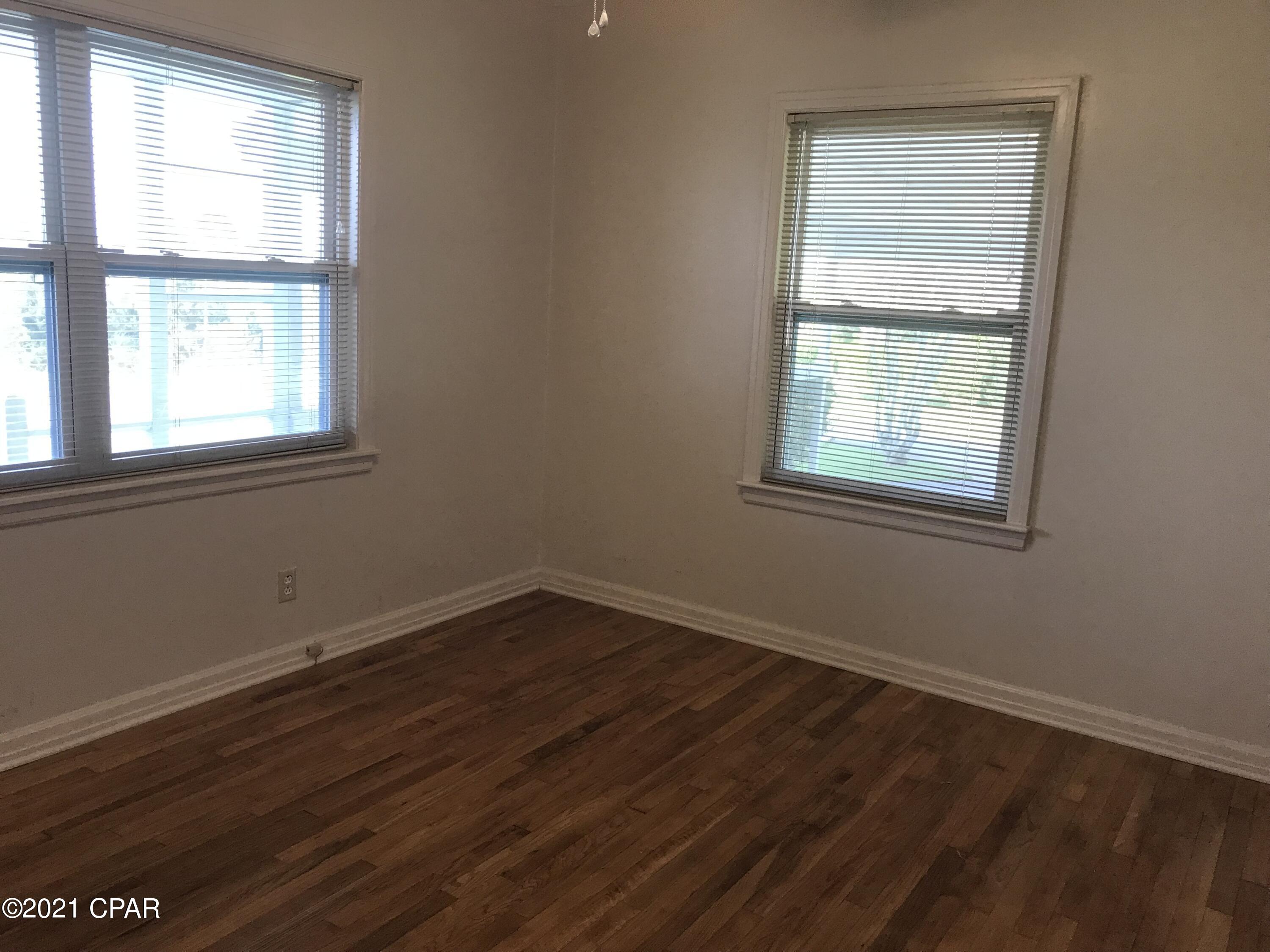 Walter R Davis Add - Residential