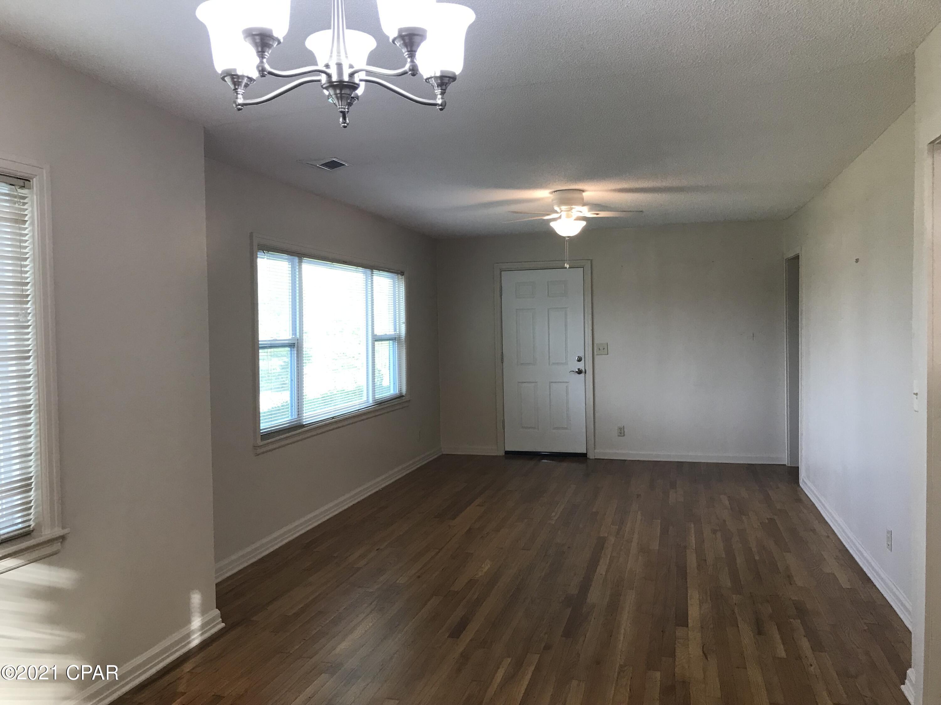 Walter R Davis Add - Residential