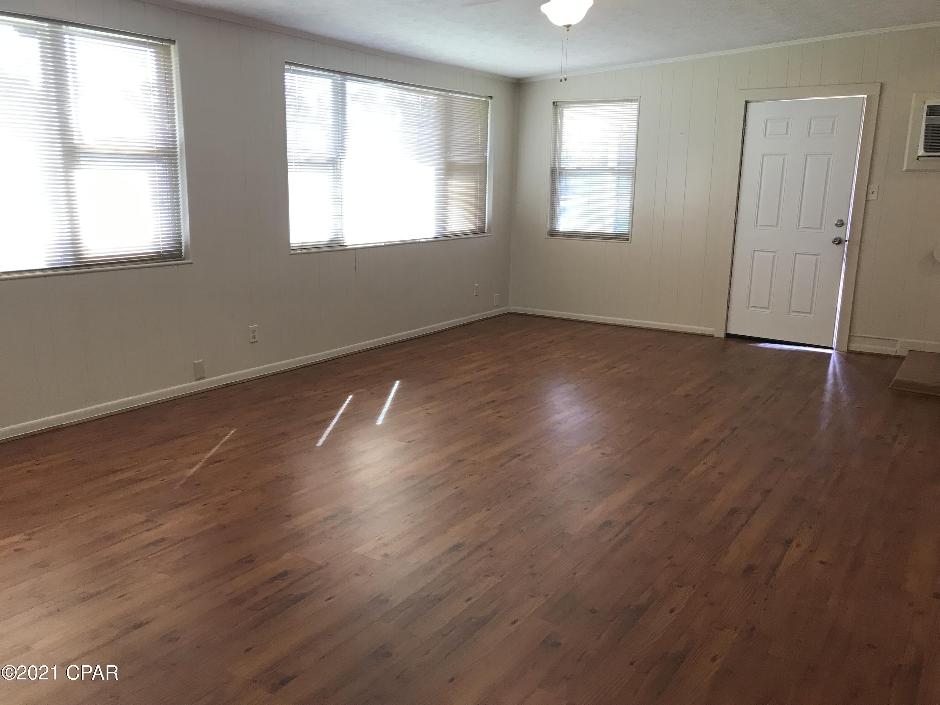 Walter R Davis Add - Residential