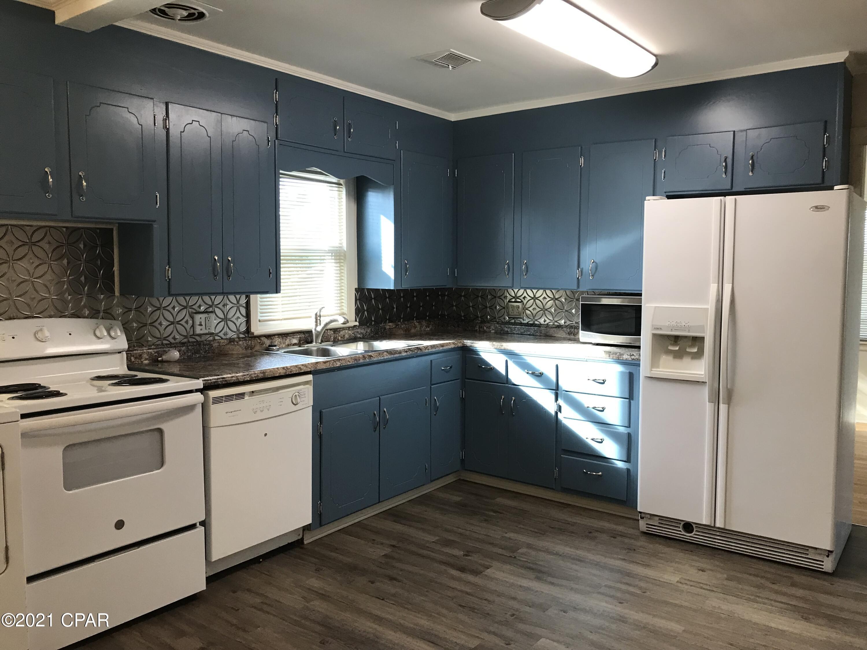 Walter R Davis Add - Residential