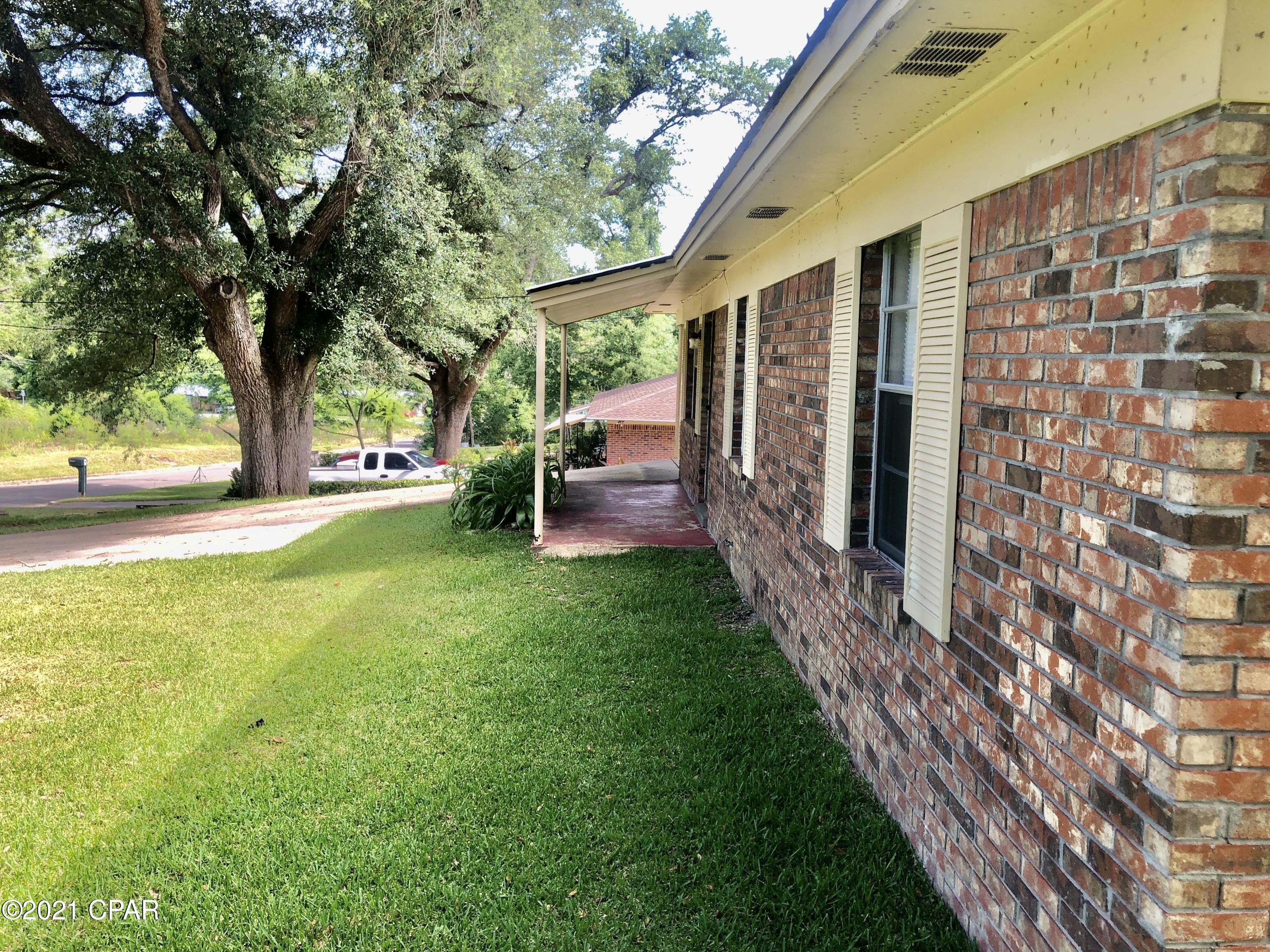 Miltonia & South Marianna - Residential