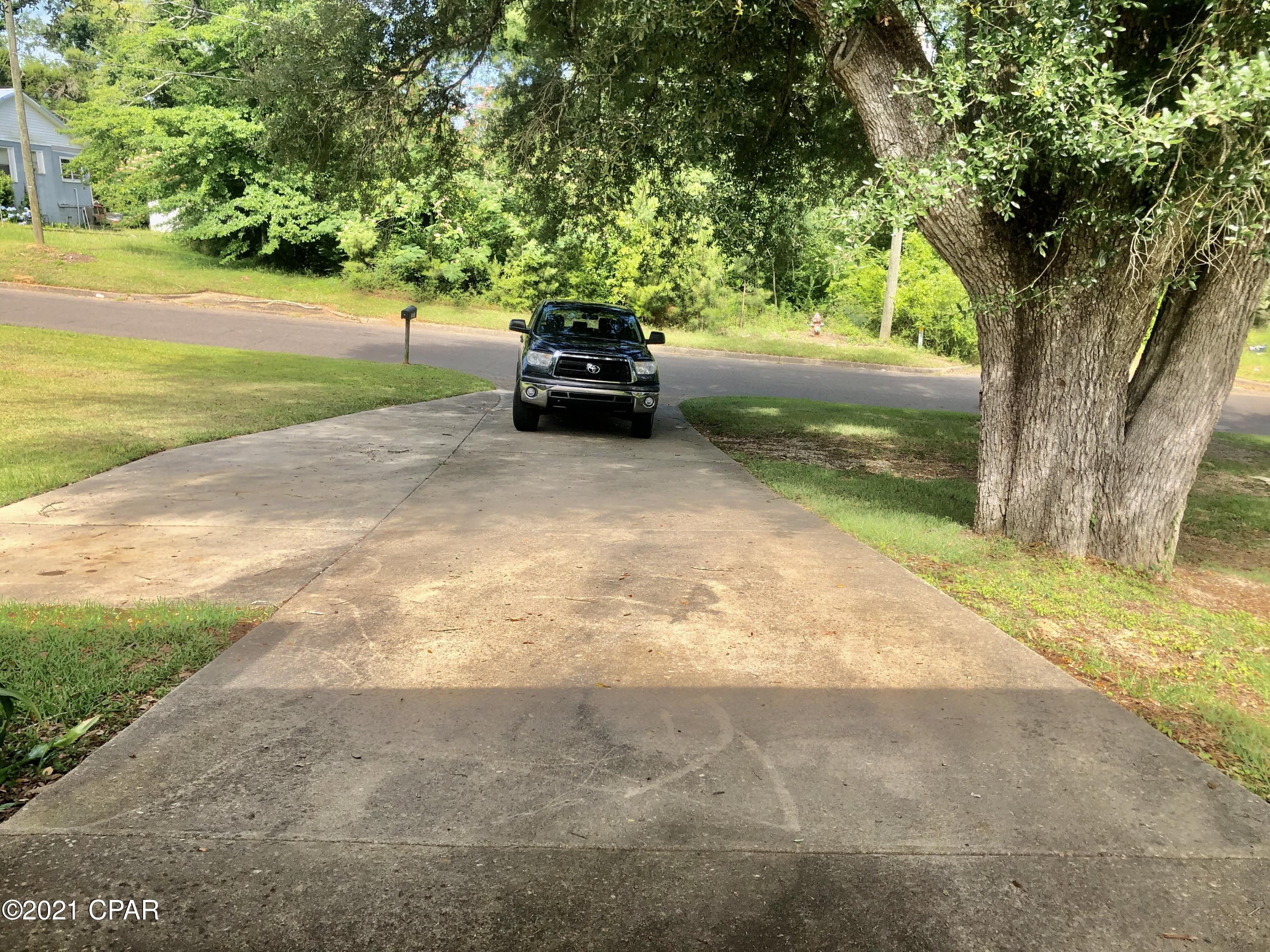 Miltonia & South Marianna - Residential