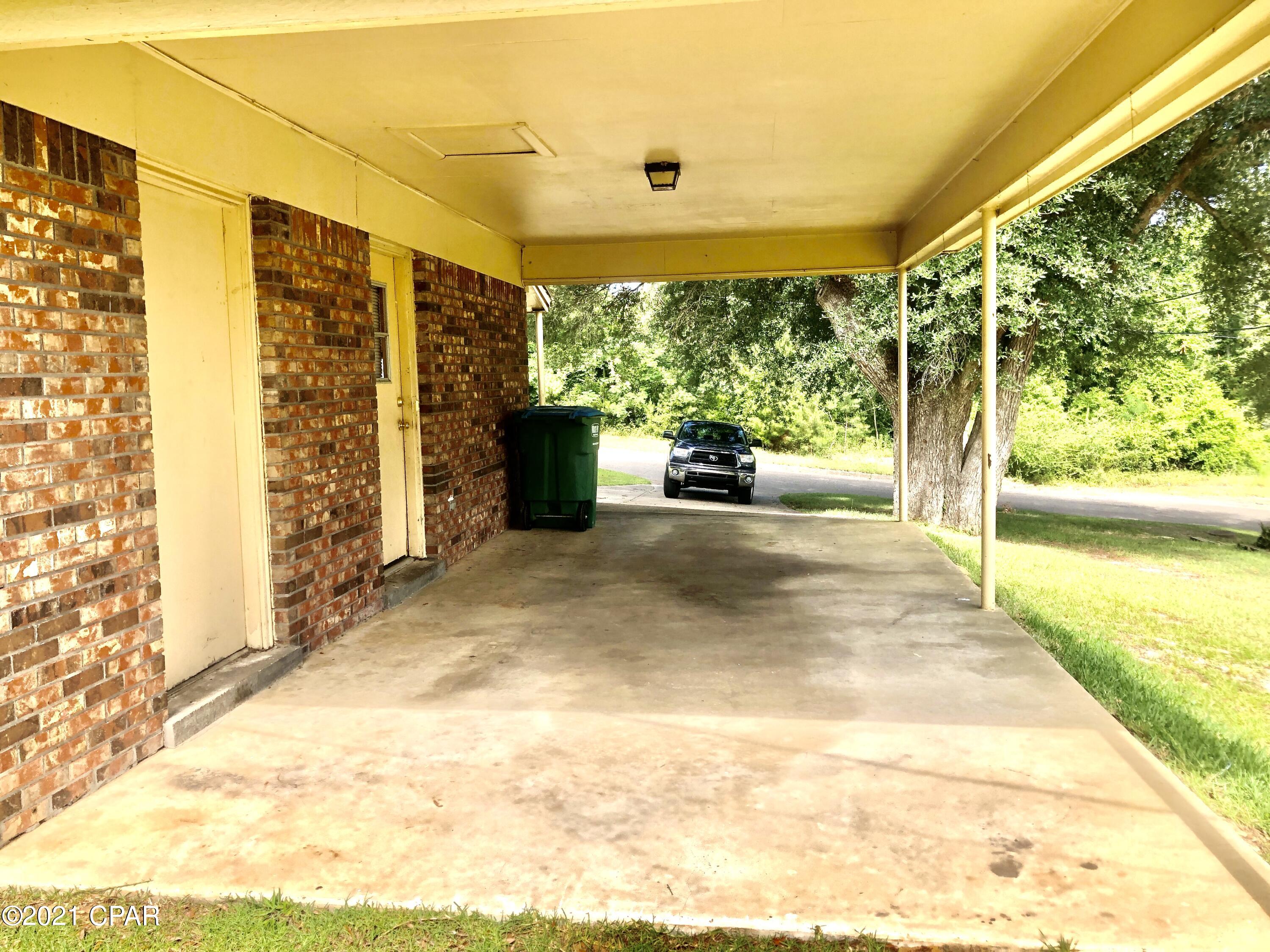 Miltonia & South Marianna - Residential