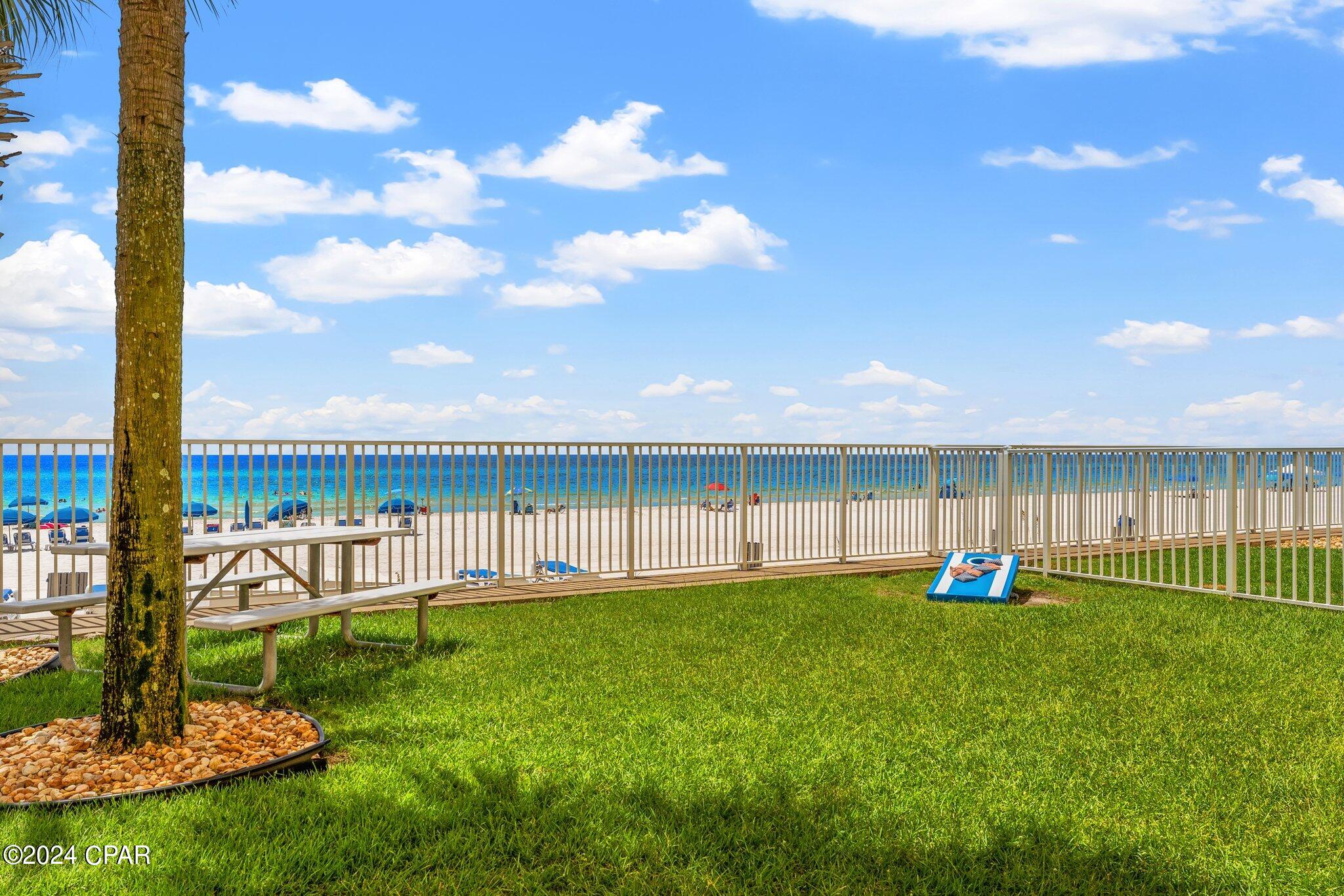 Tropic Winds - Residential