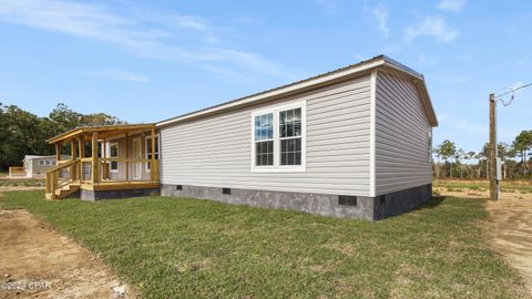 A home in Bonifay