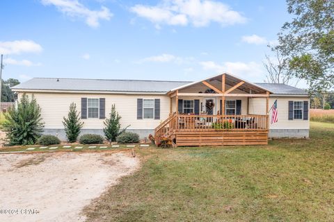 A home in Graceville