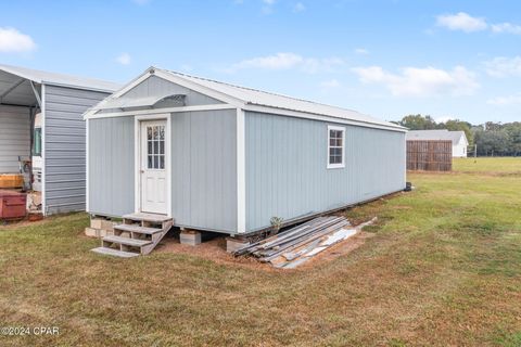 A home in Graceville