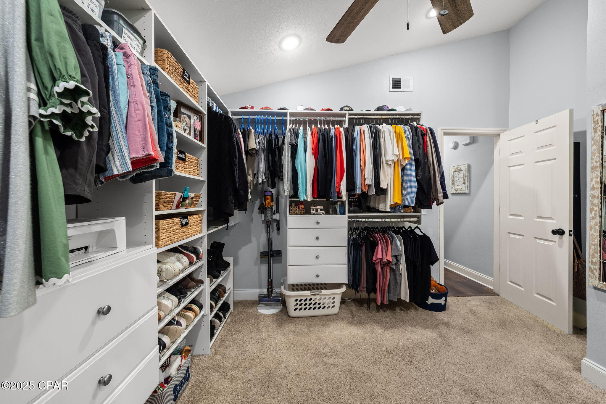 Belaire Estates U-6 - Residential