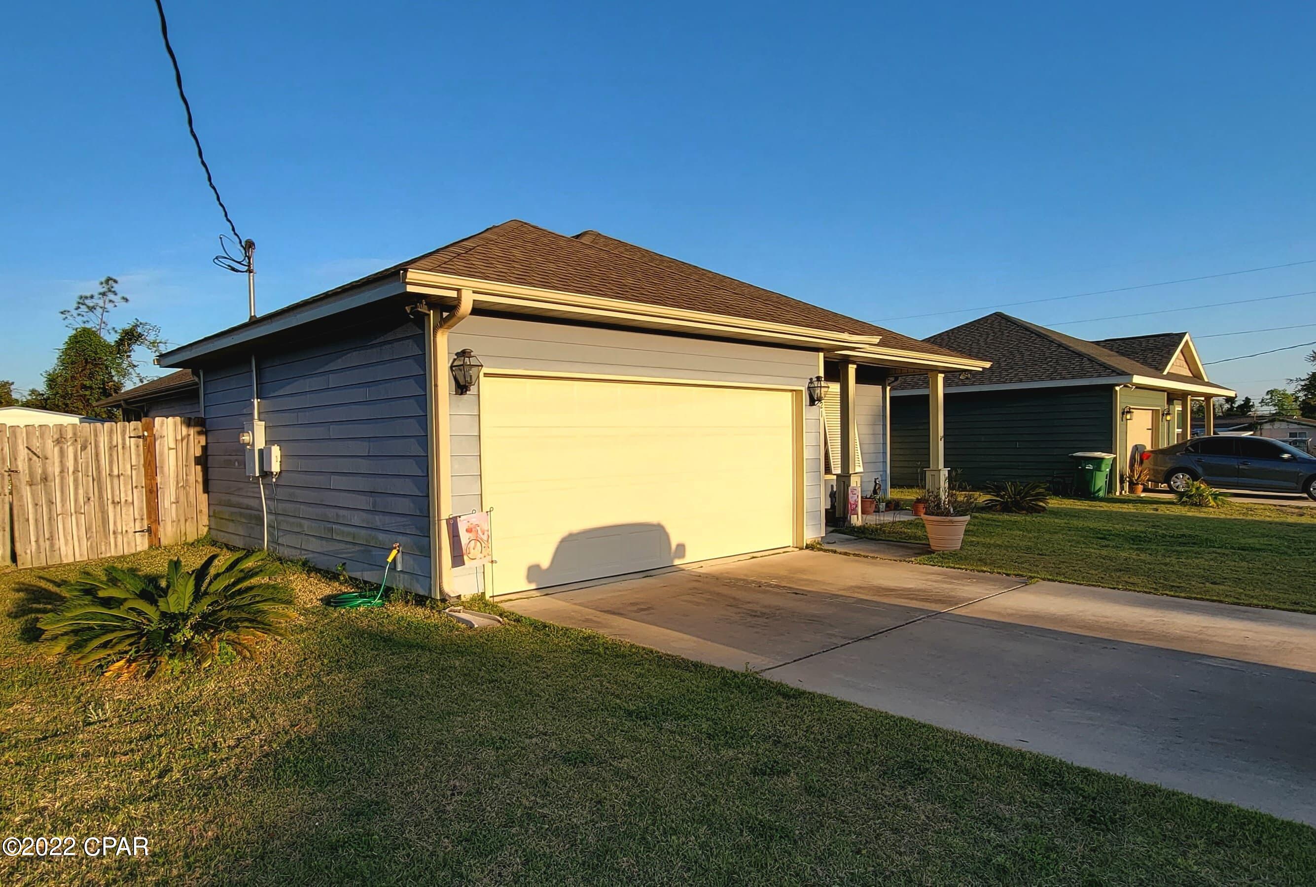 [No Recorded Subdiv] - Residential