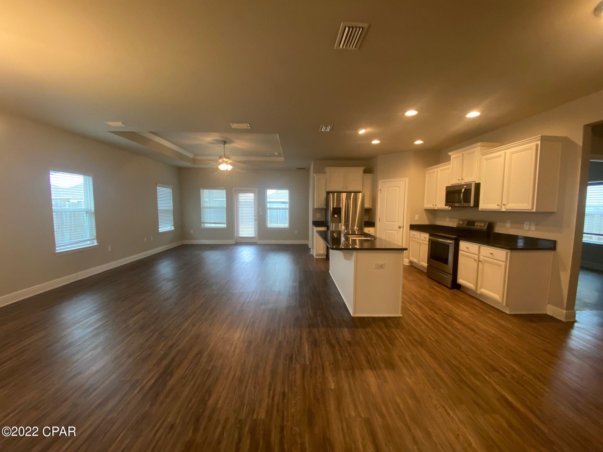 [No Recorded Subdiv] - Residential Lease