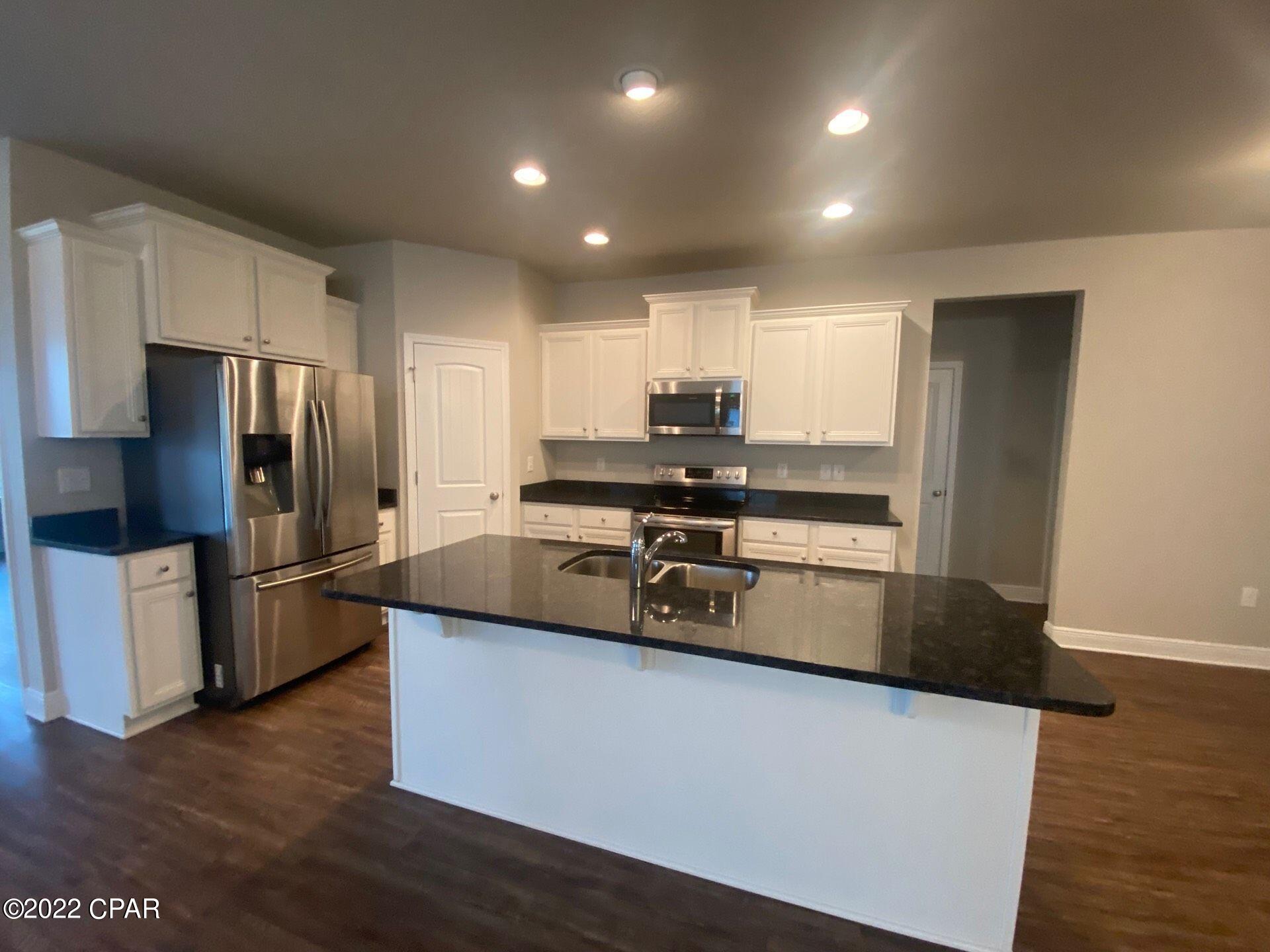 [No Recorded Subdiv] - Residential Lease