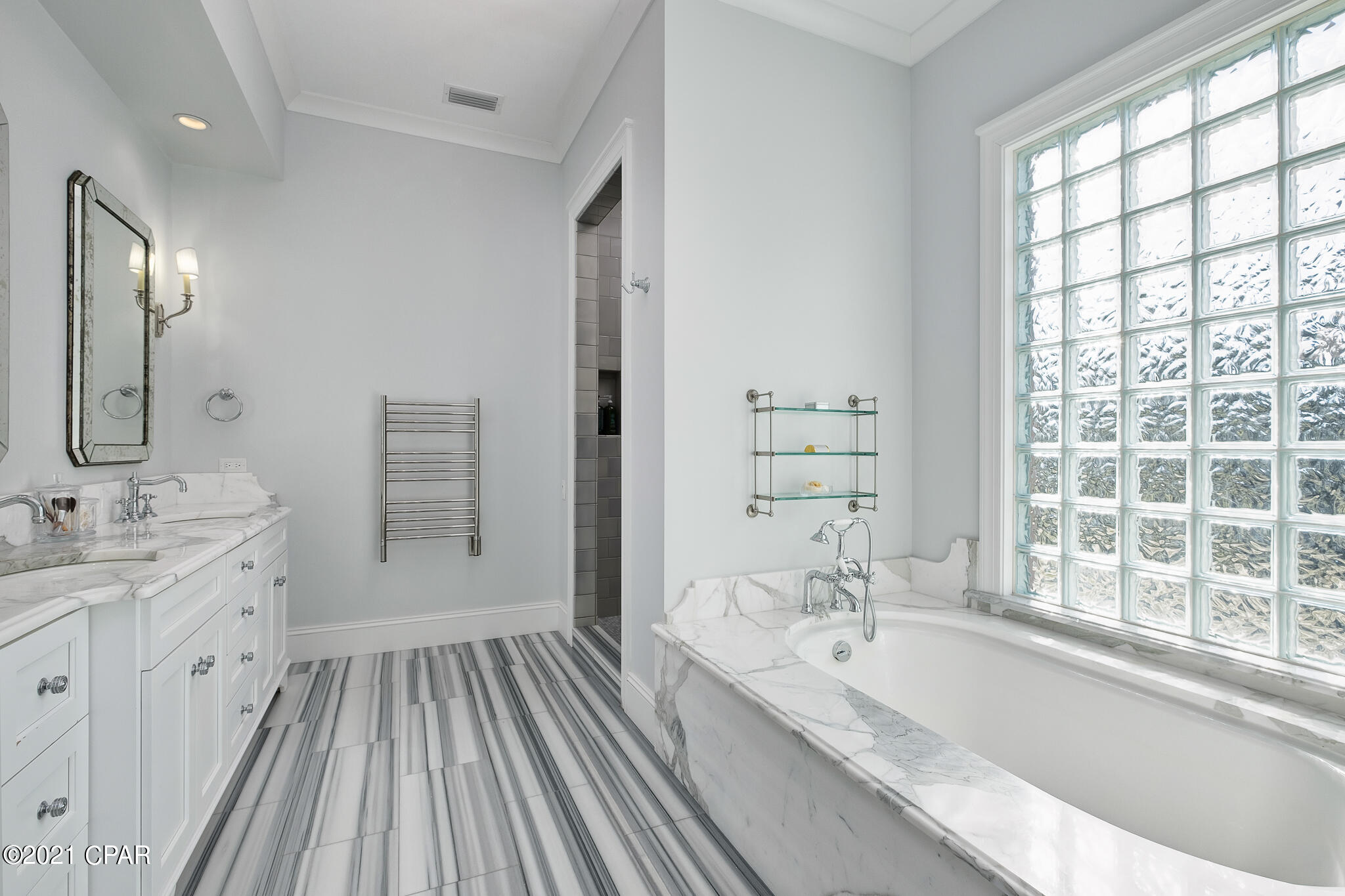 Cove Terrace - Residential