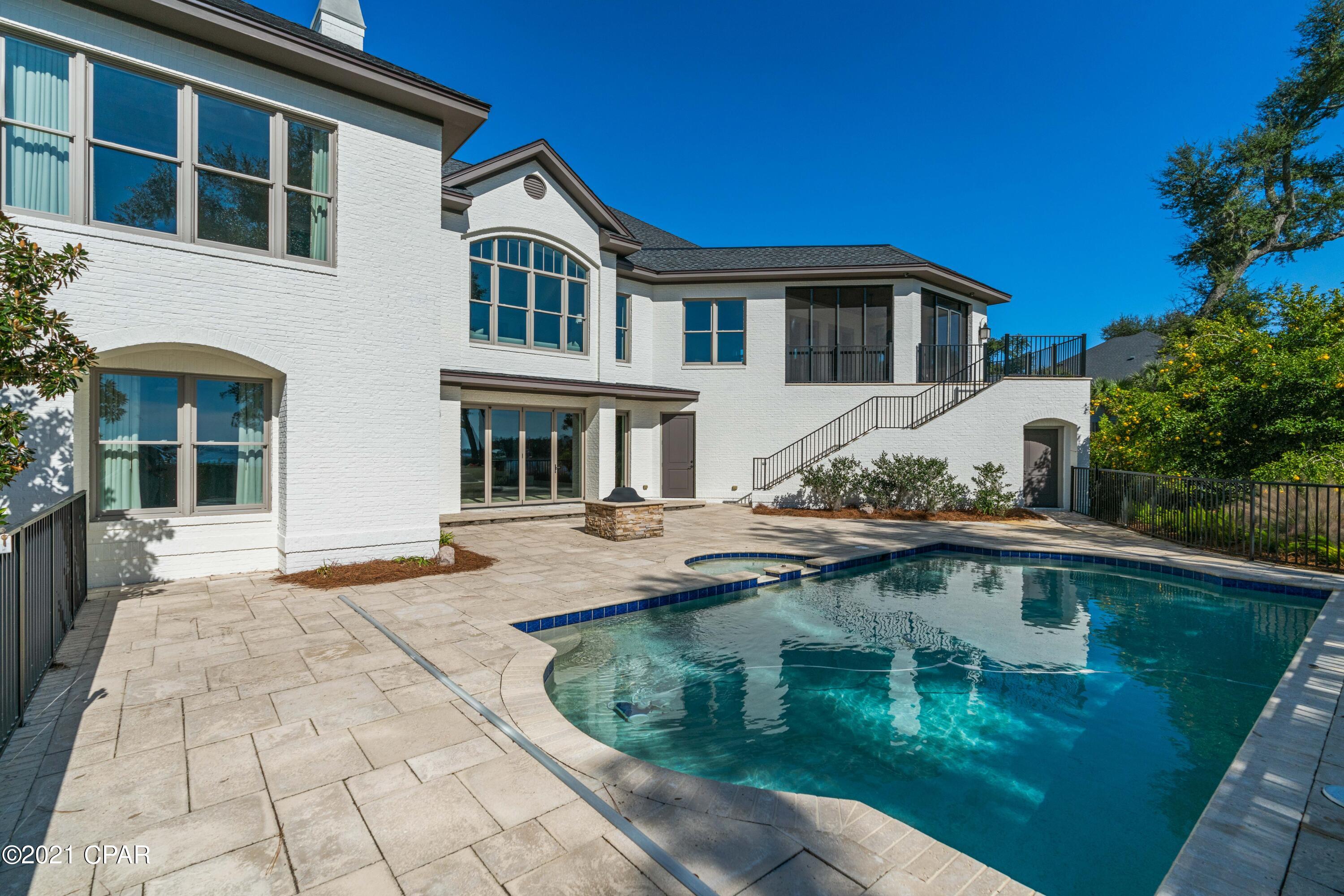 Cove Terrace - Residential