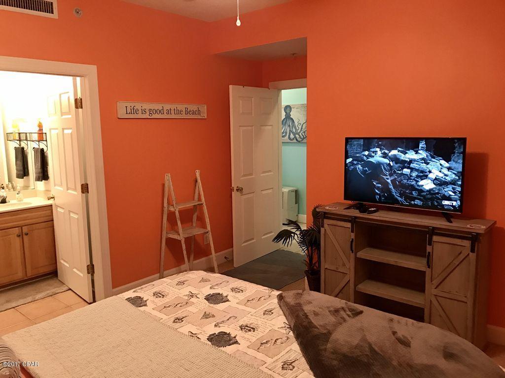 Twin Palms Resort - Residential