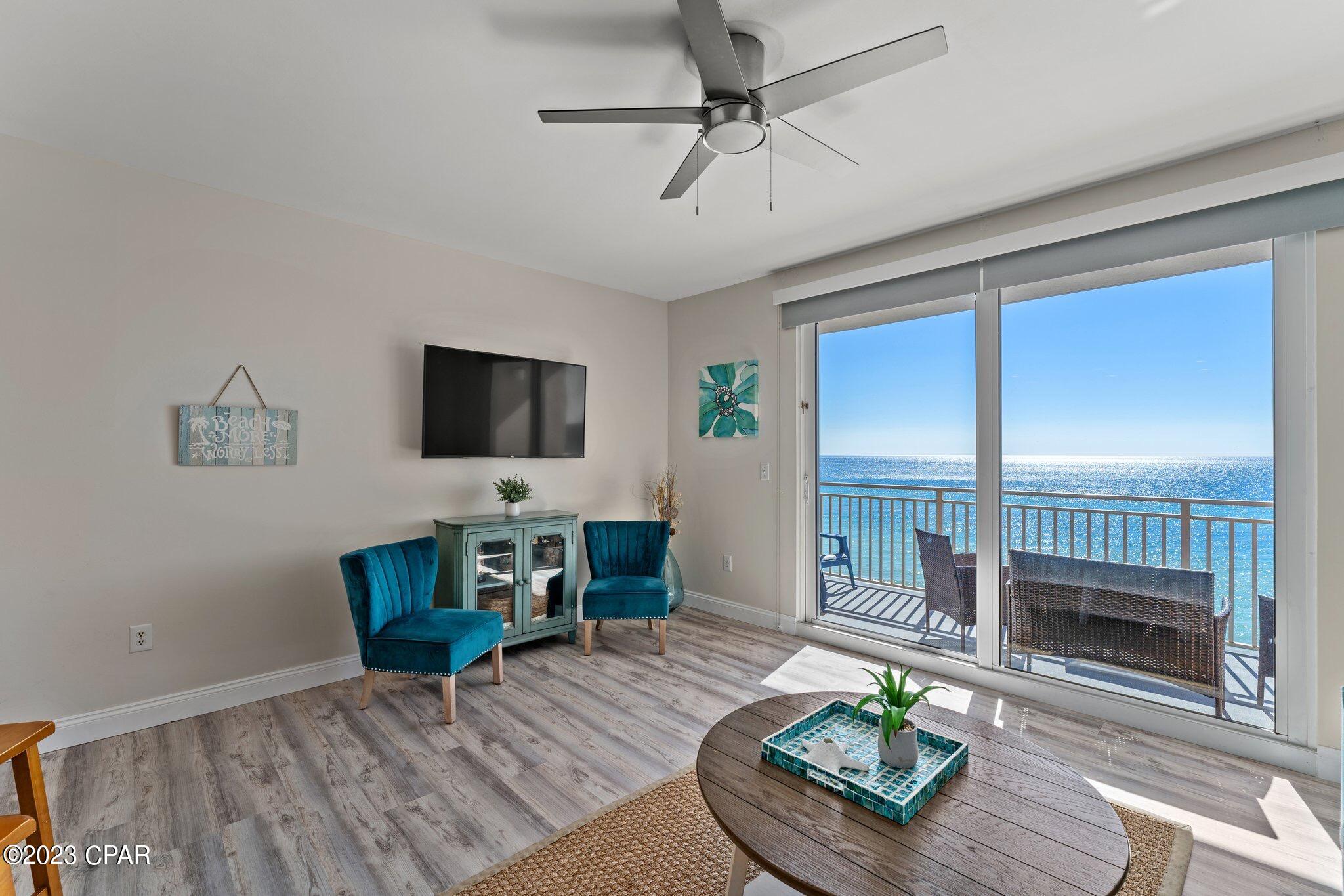 Splash Condo - Residential