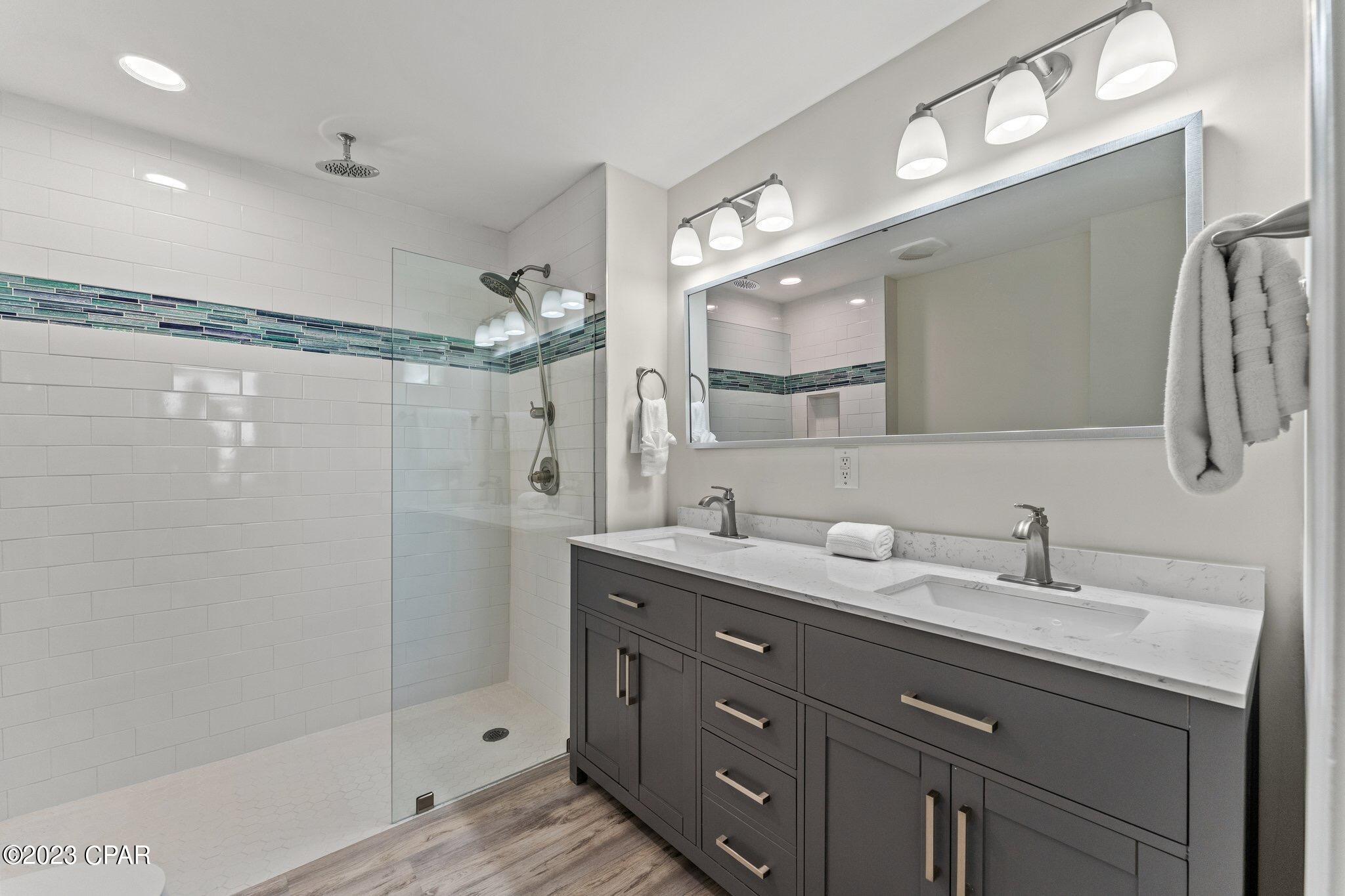 Splash Condo - Residential