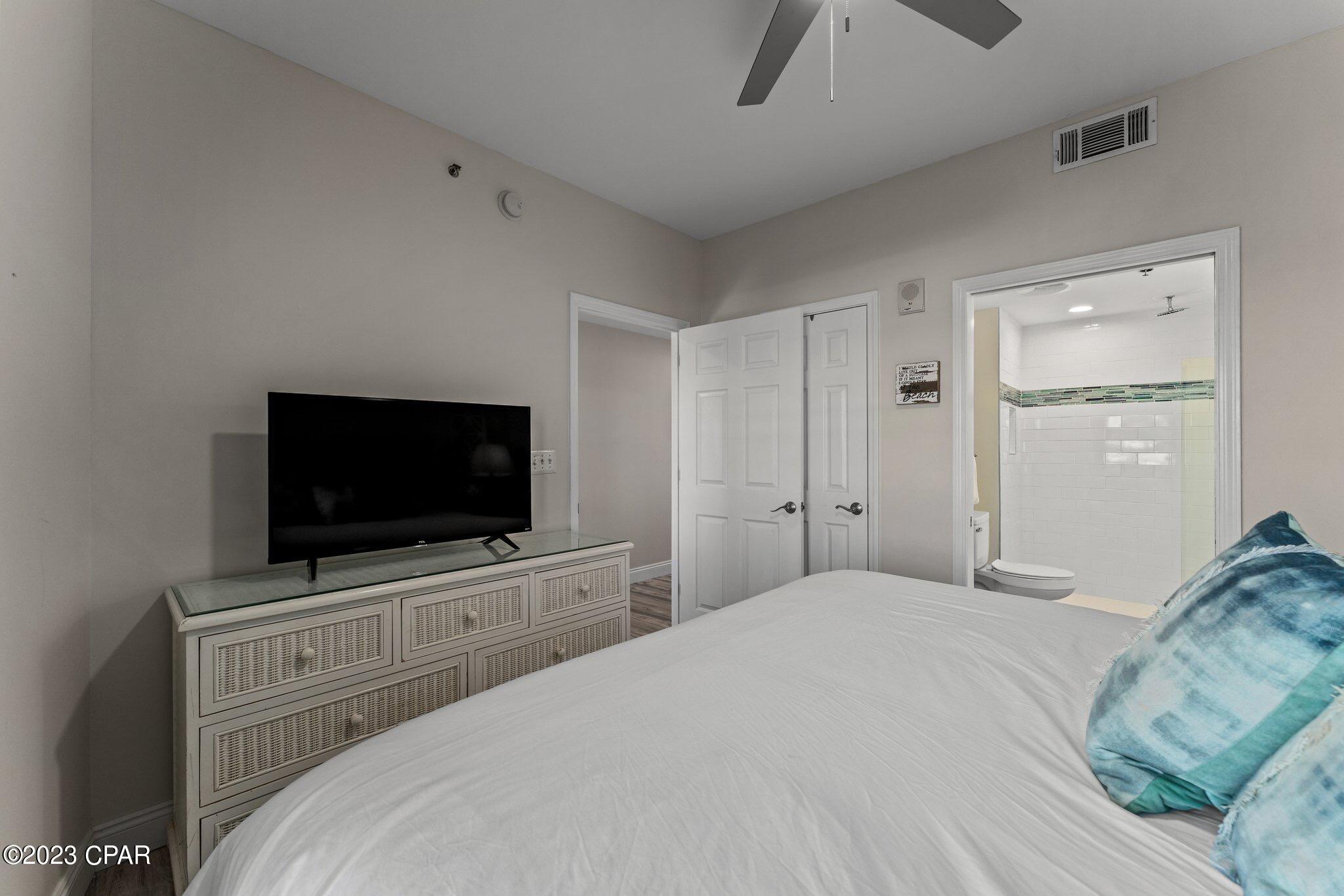 Splash Condo - Residential