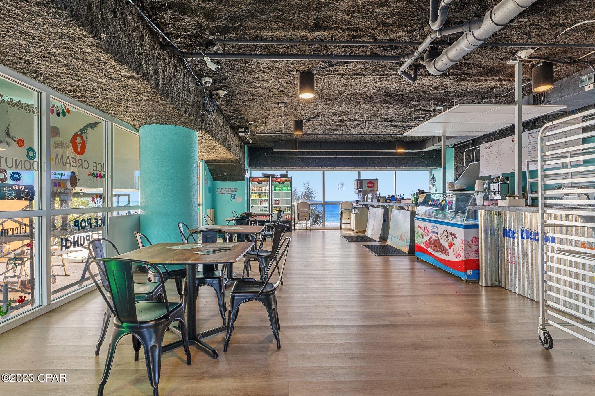 Splash Condo - Residential