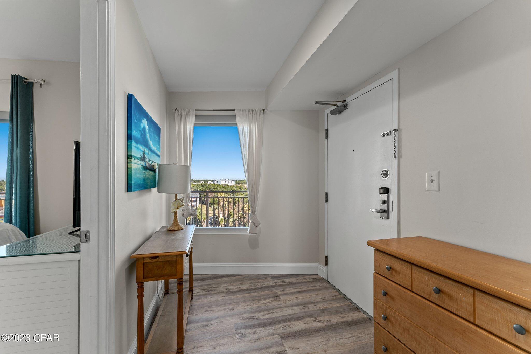 Splash Condo - Residential