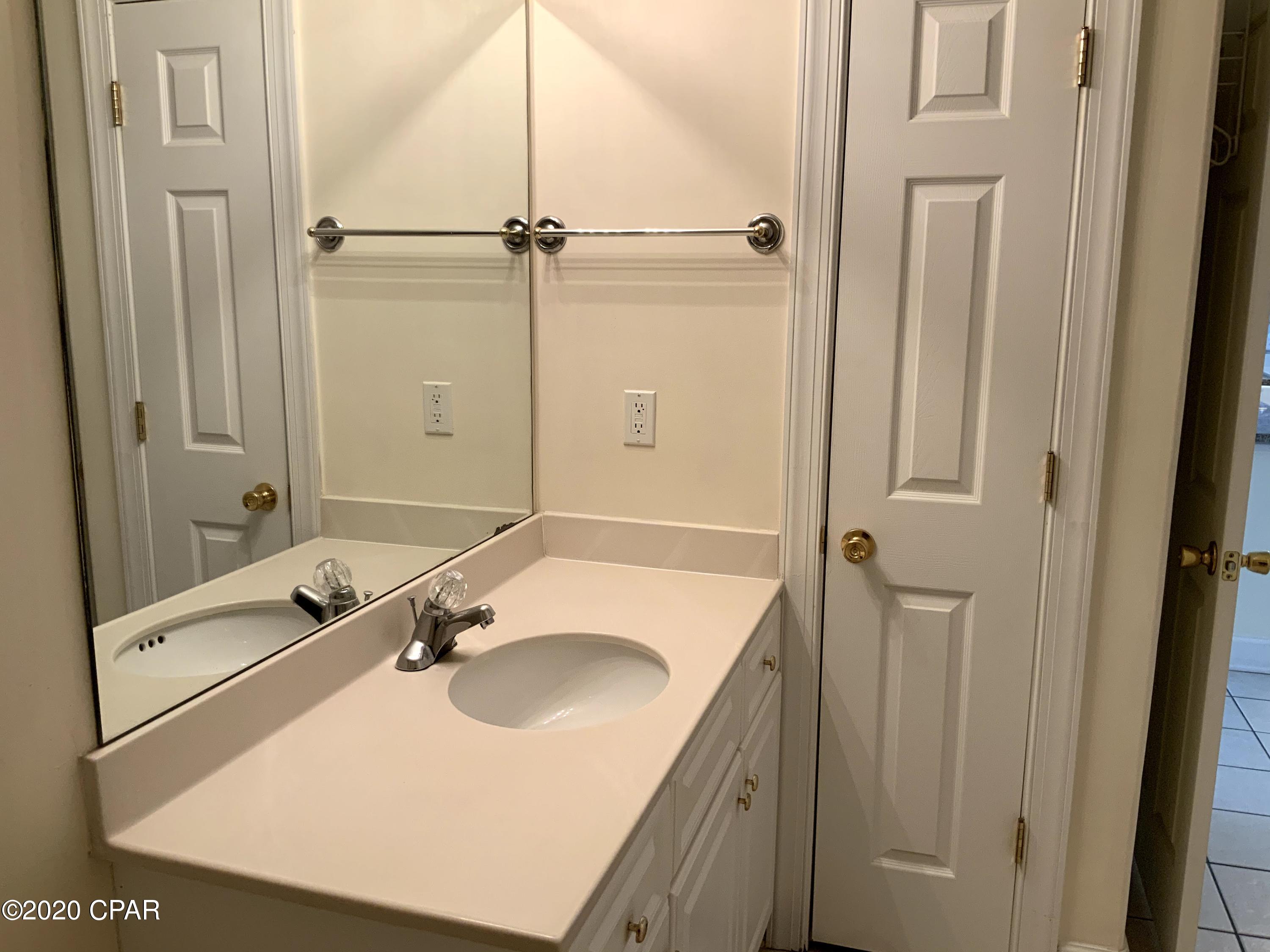 Emerald Isle - Residential