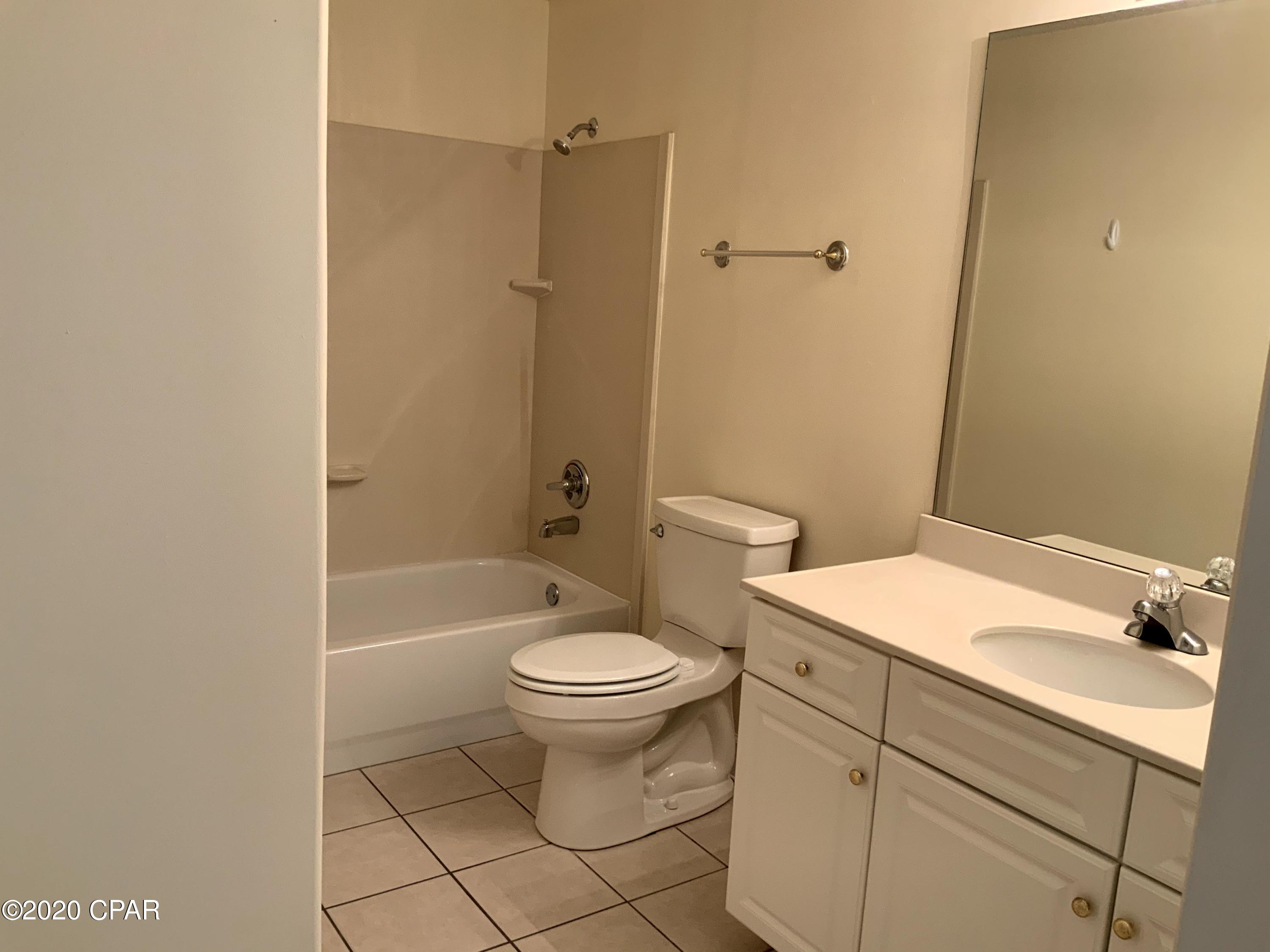 Emerald Isle - Residential