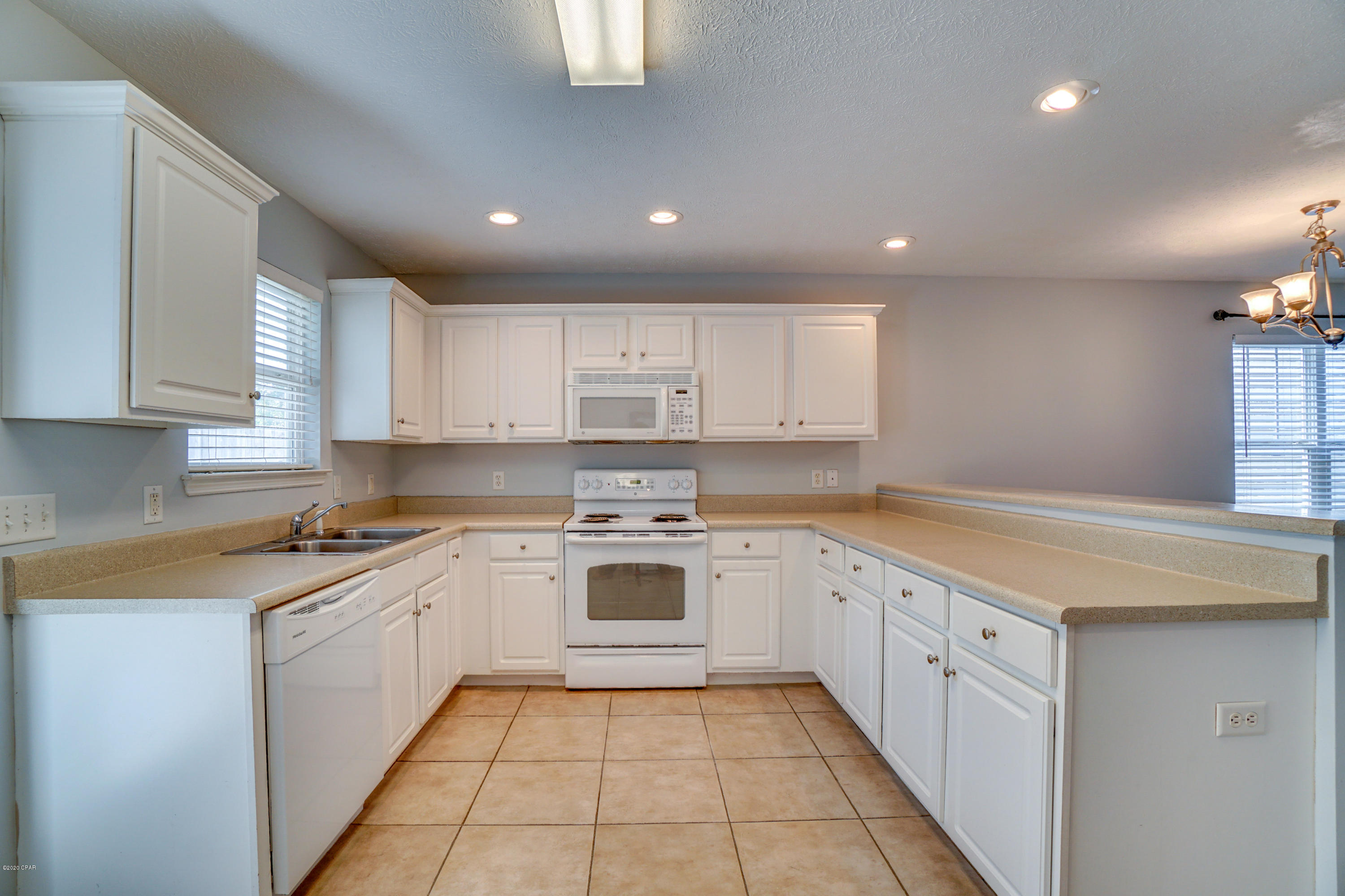 Gates At Sterling Cove - Residential