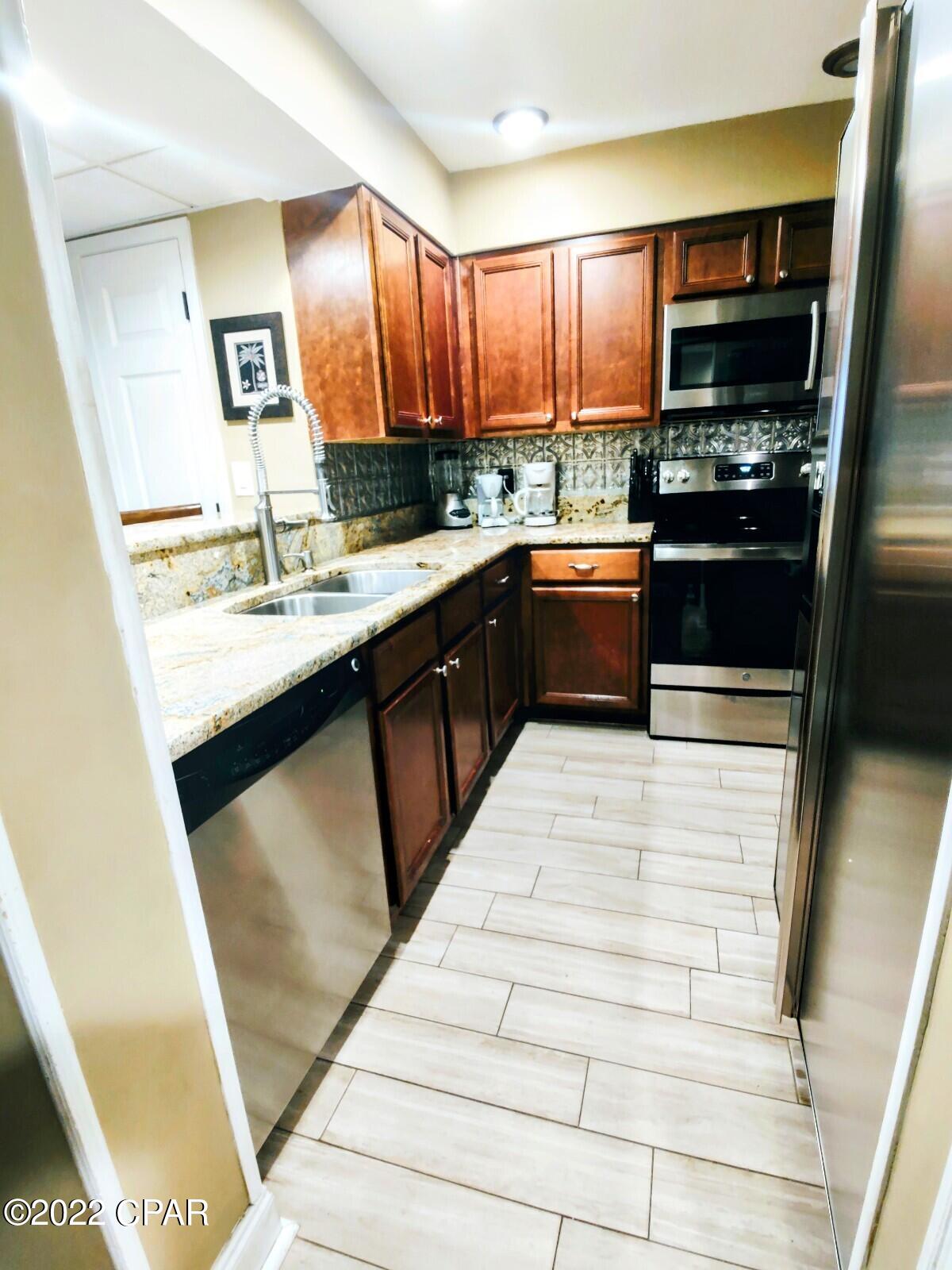 Edgewater Golf Villas I - Residential