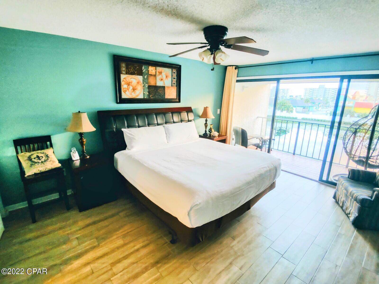 Edgewater Golf Villas I - Residential