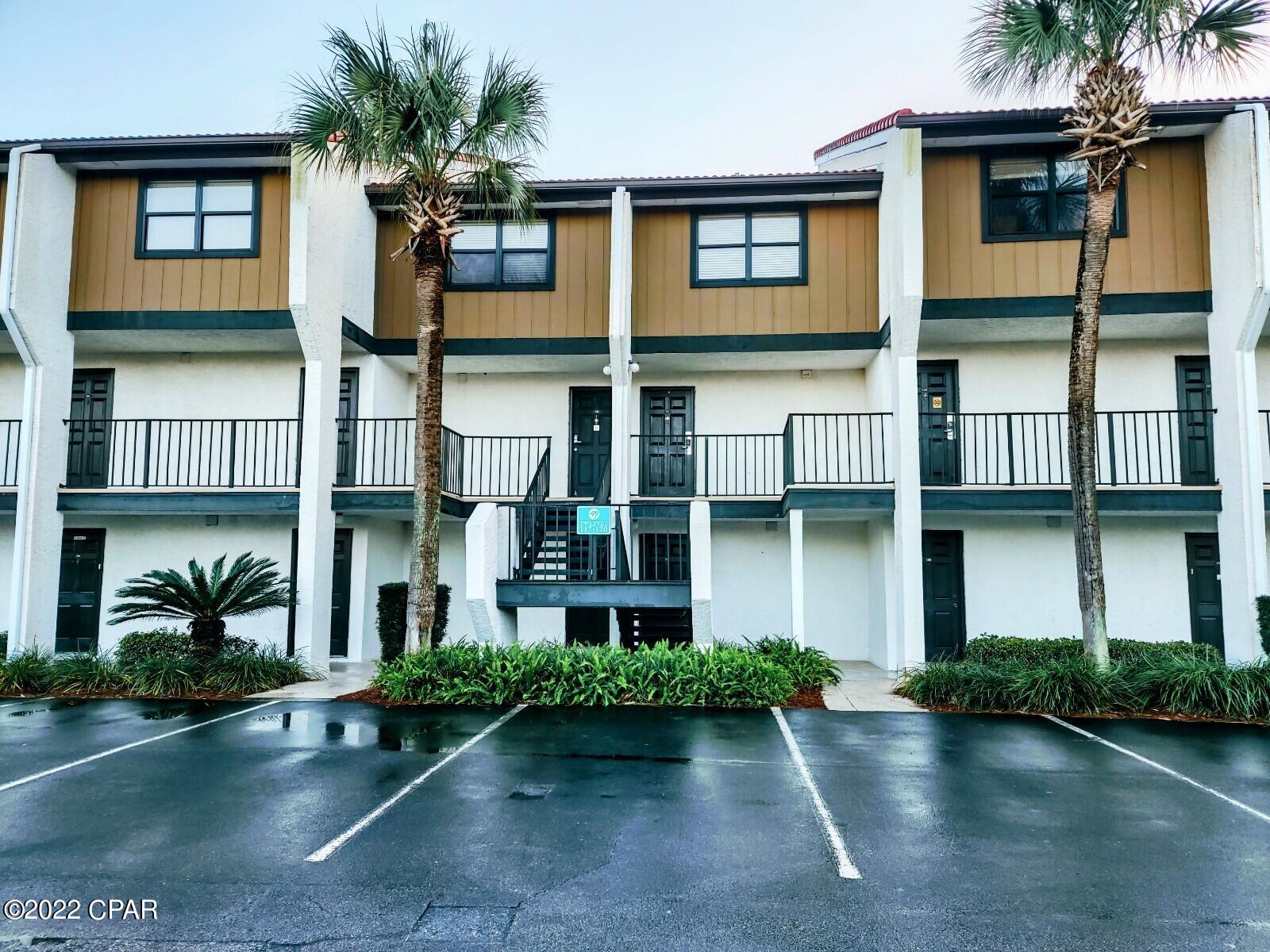 Edgewater Golf Villas I - Residential