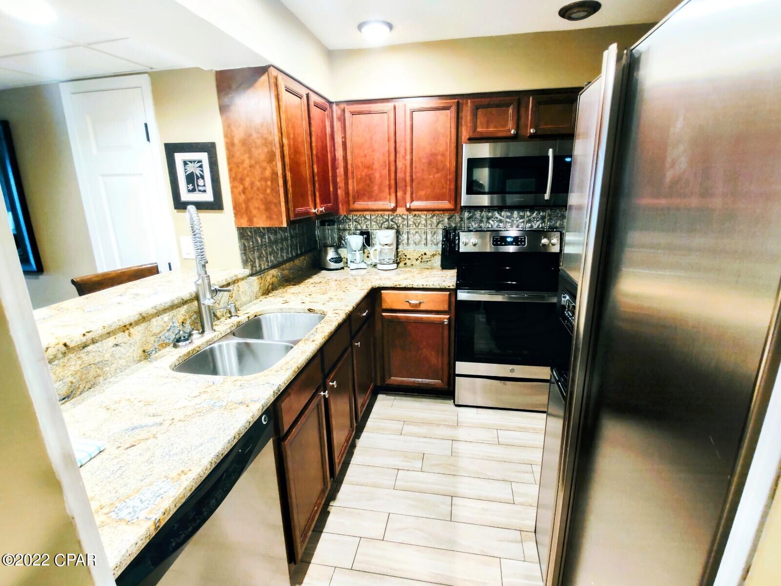 Edgewater Golf Villas I - Residential