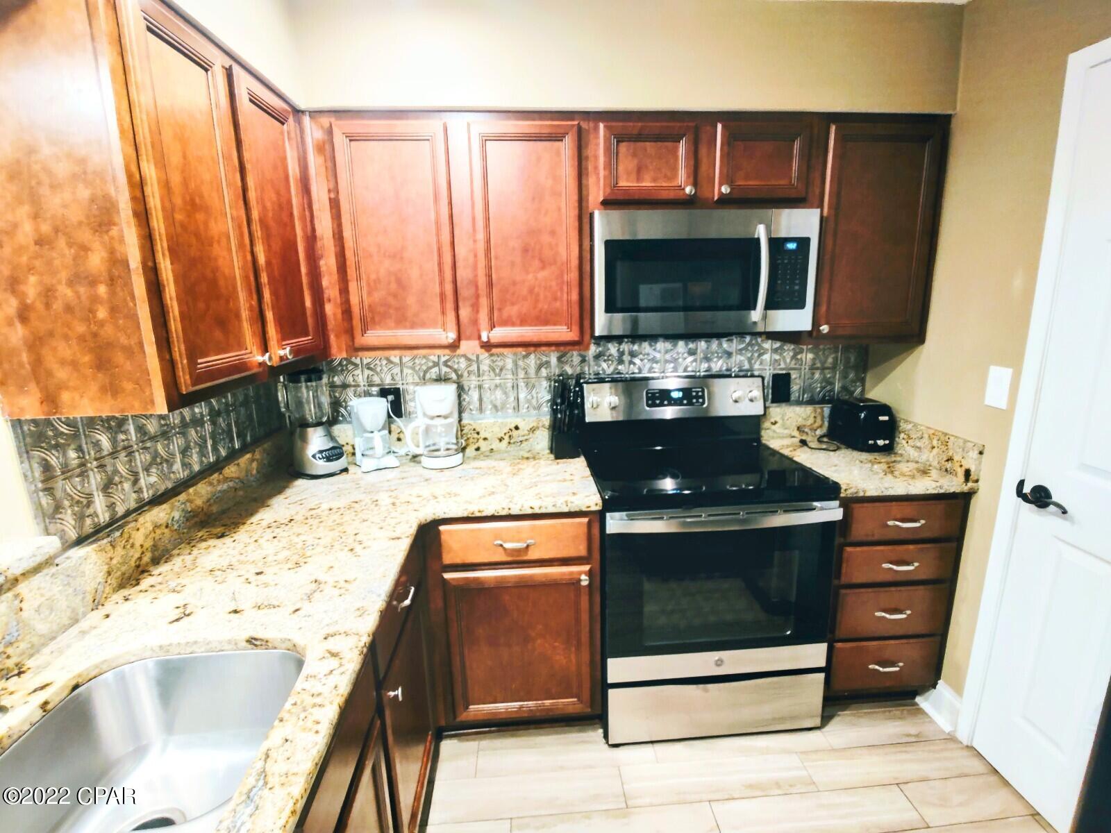 Edgewater Golf Villas I - Residential