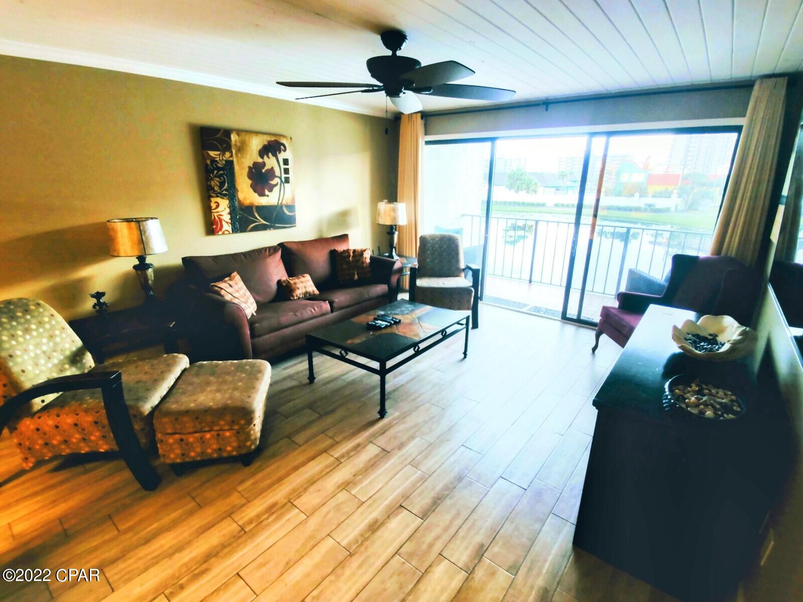 Edgewater Golf Villas I - Residential