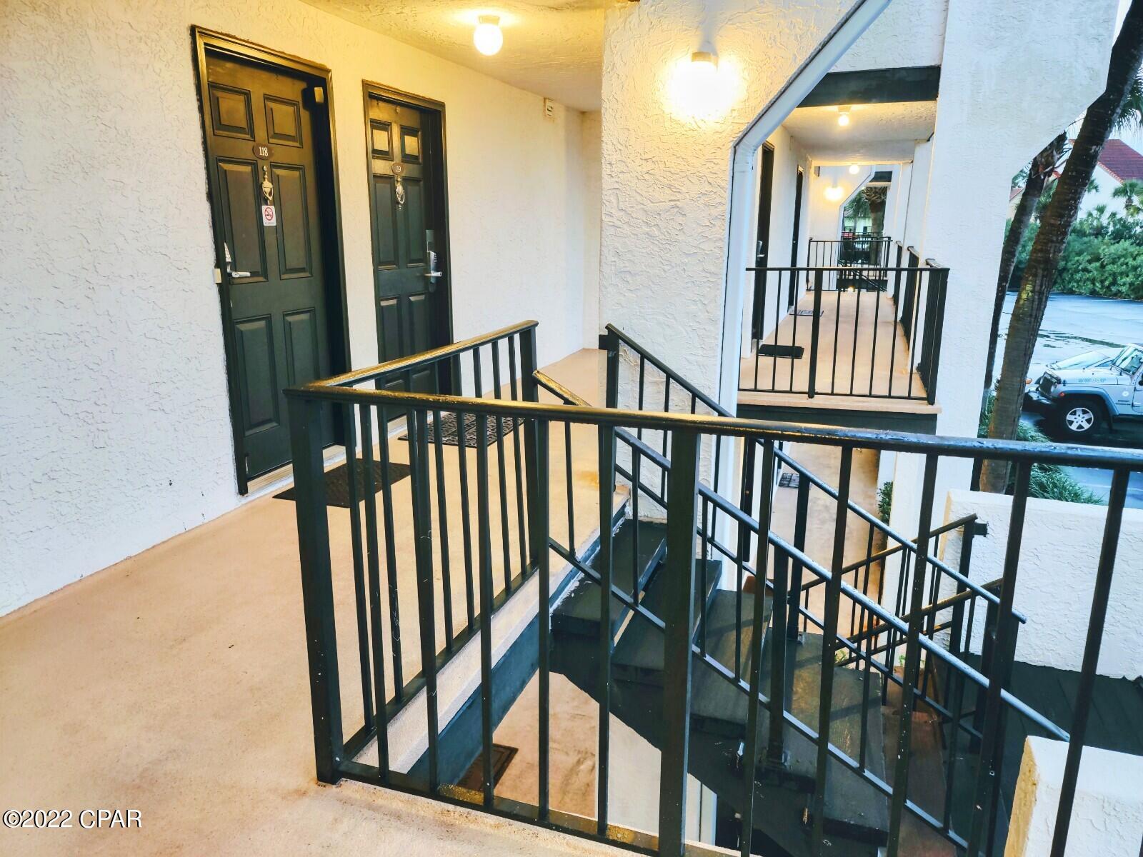 Edgewater Golf Villas I - Residential